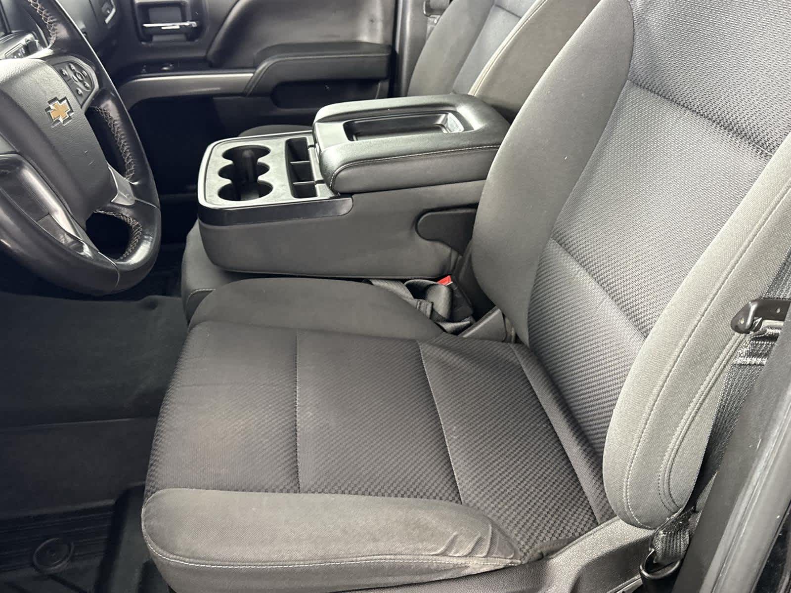 Thumbnail: 2019 Chevrolet Silverado 1500 - 12