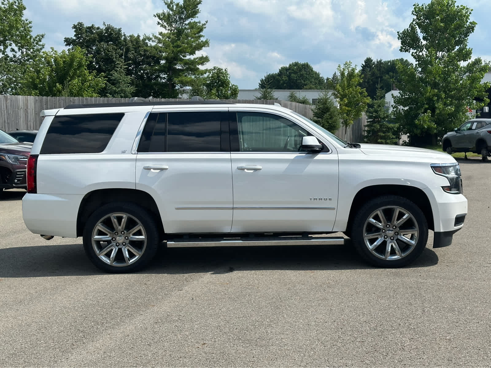 Thumbnail: 2019 Chevrolet Tahoe - 8