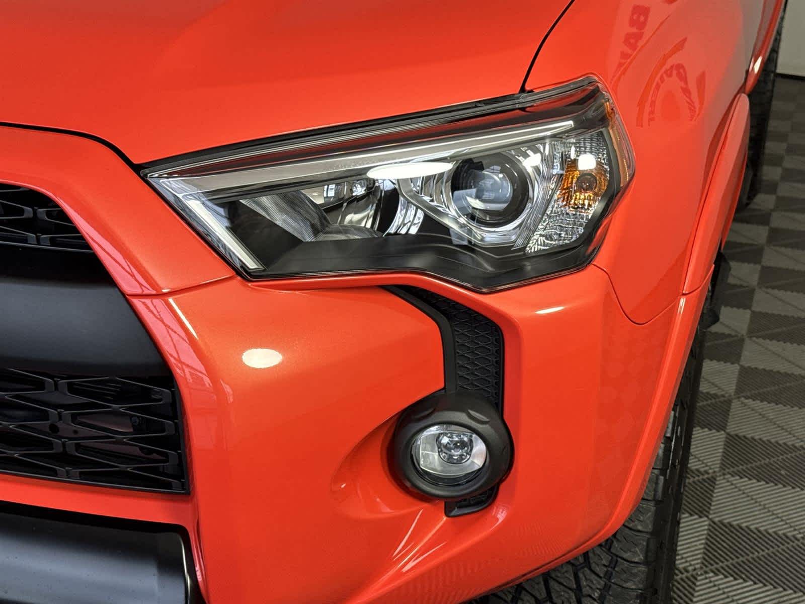 Thumbnail: 2023 Toyota 4Runner - 9