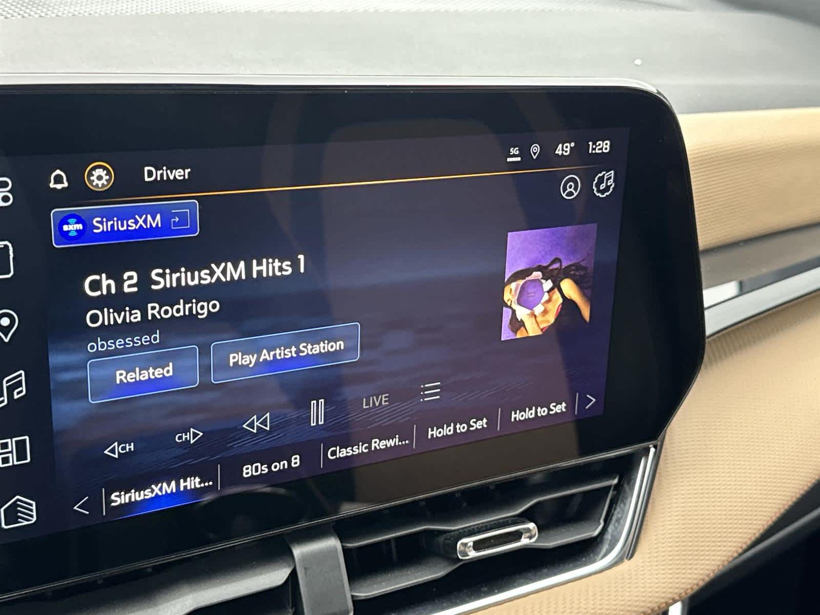 Thumbnail: 2025 Chevrolet Equinox - 16