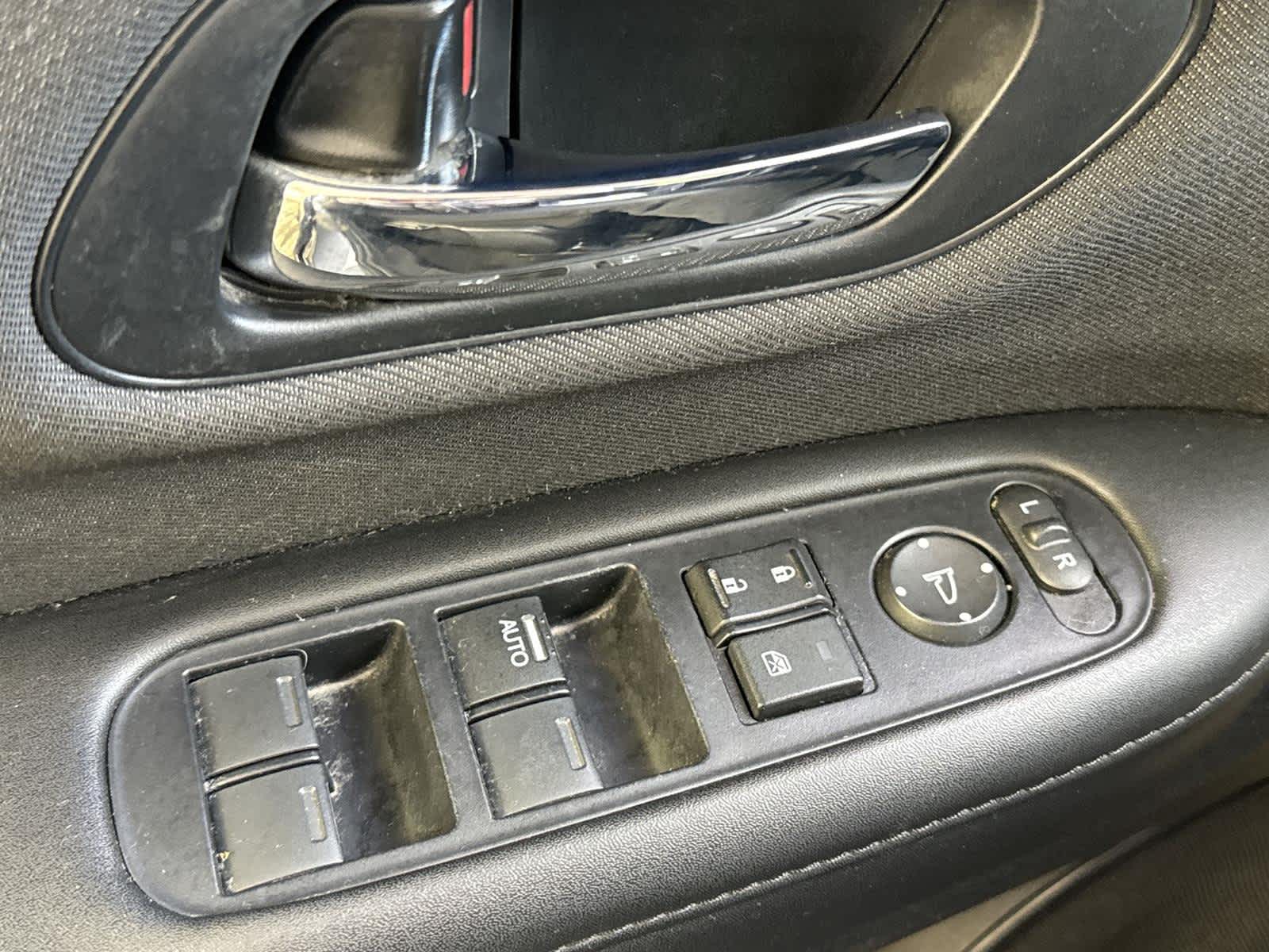 Thumbnail: 2019 Honda HR-V - 21