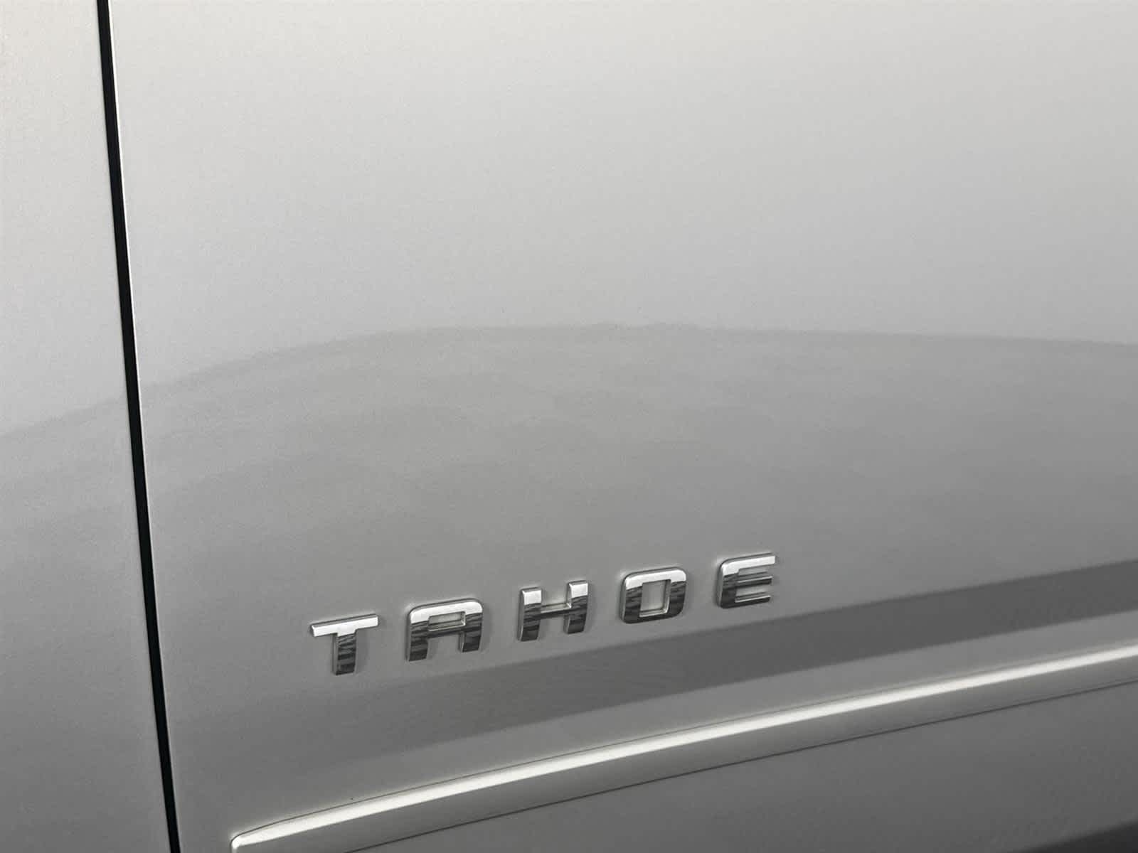 Thumbnail: 2019 Chevrolet Tahoe - 10