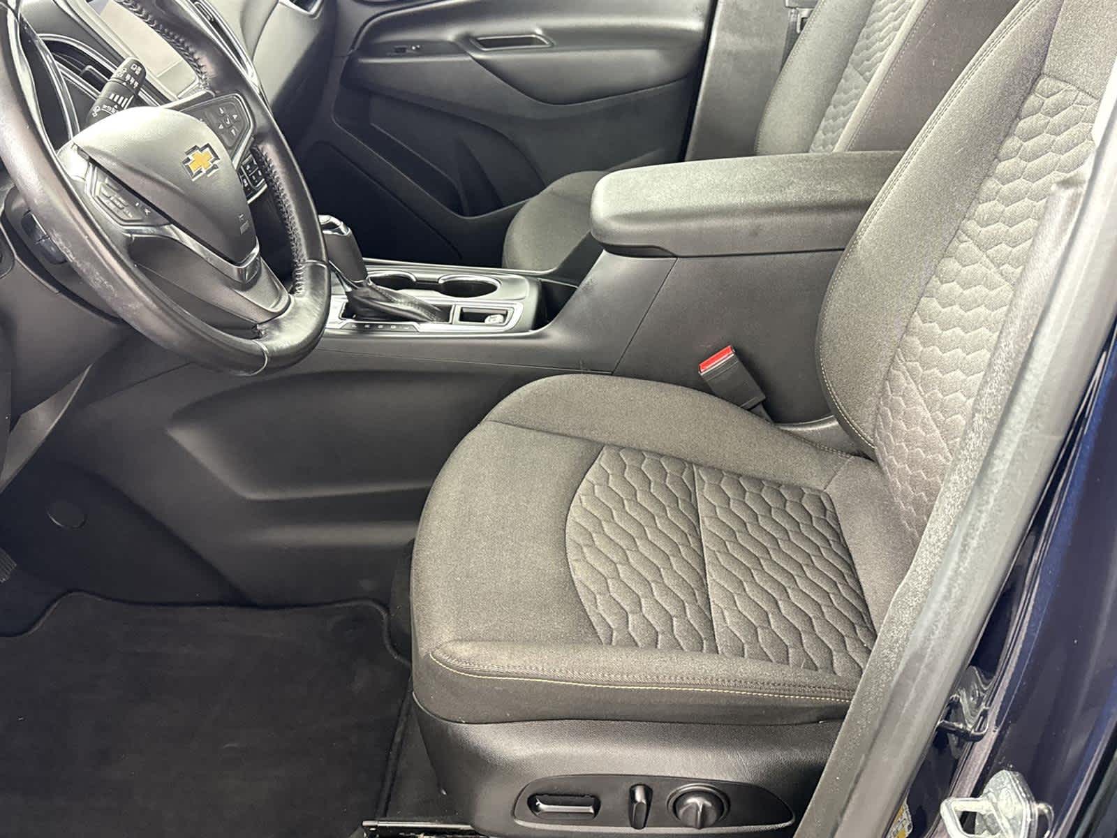 Thumbnail: 2020 Chevrolet Equinox - 12