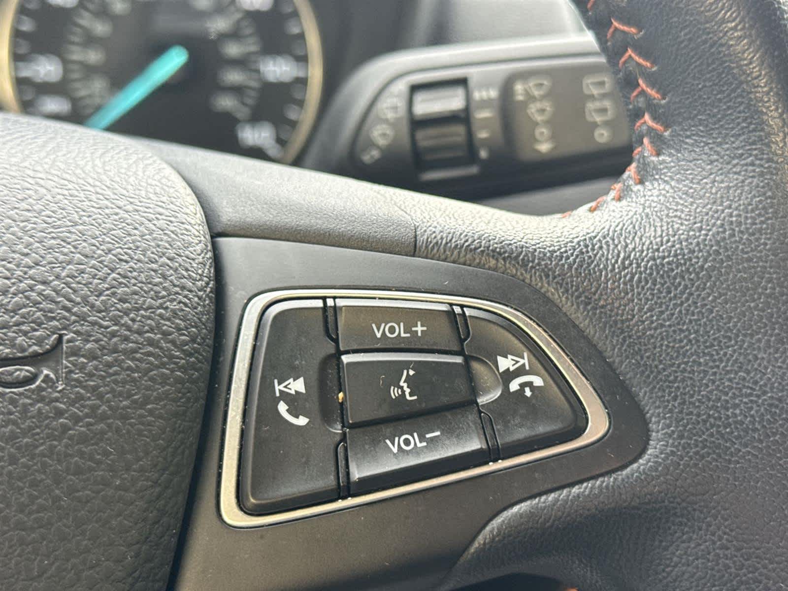 Thumbnail: 2022 Ford EcoSport - 26