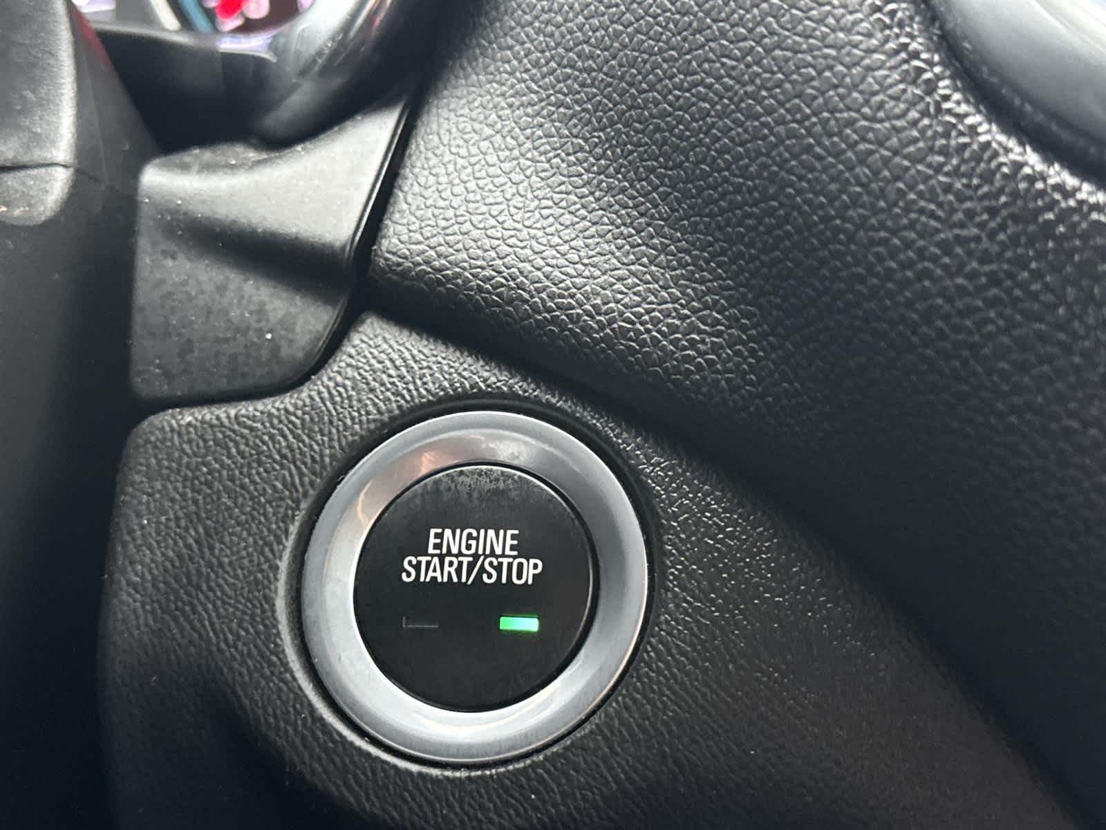 Thumbnail: 2020 Chevrolet Equinox - 30