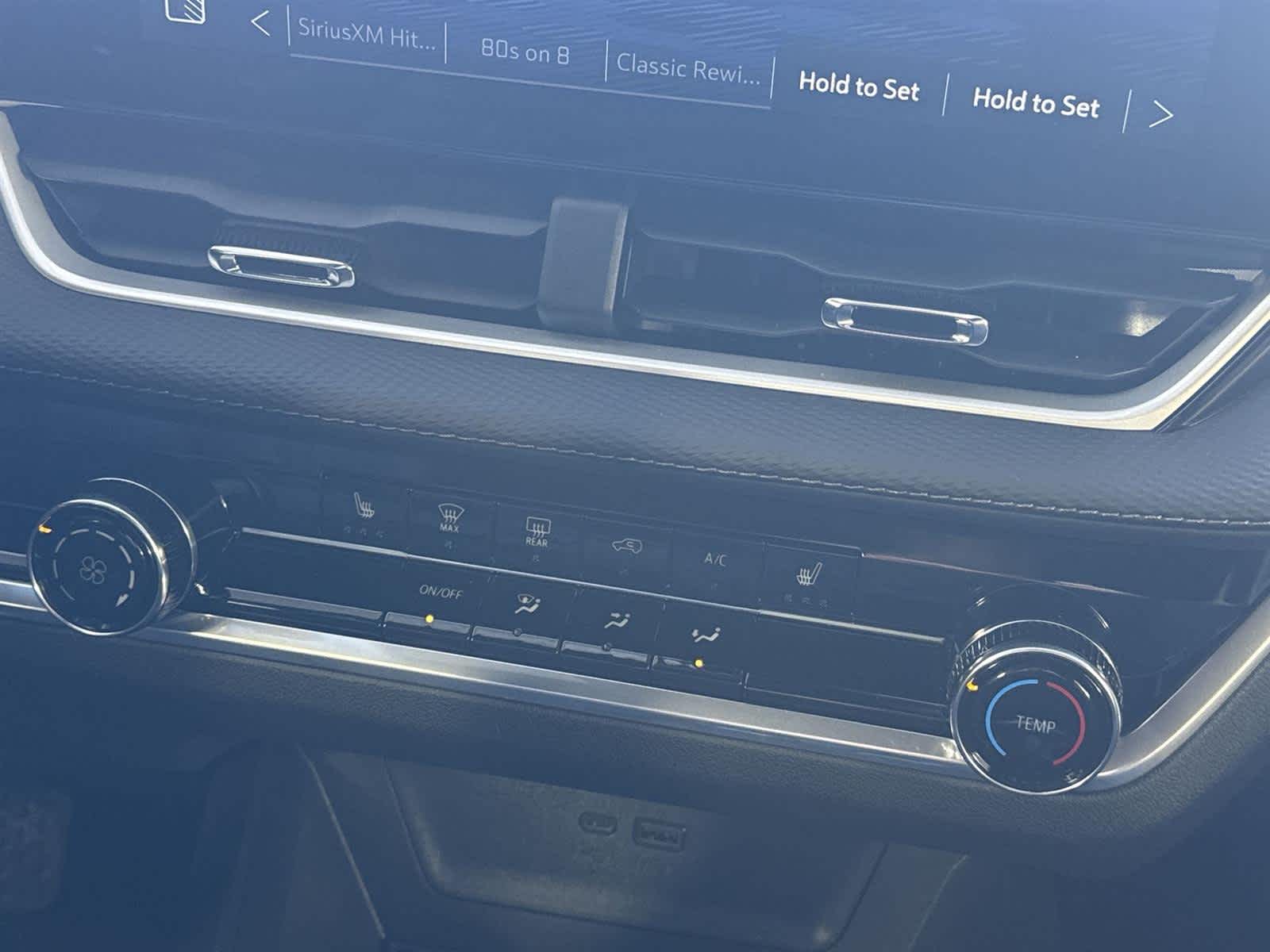 Thumbnail: 2026 Chevrolet Equinox - 18