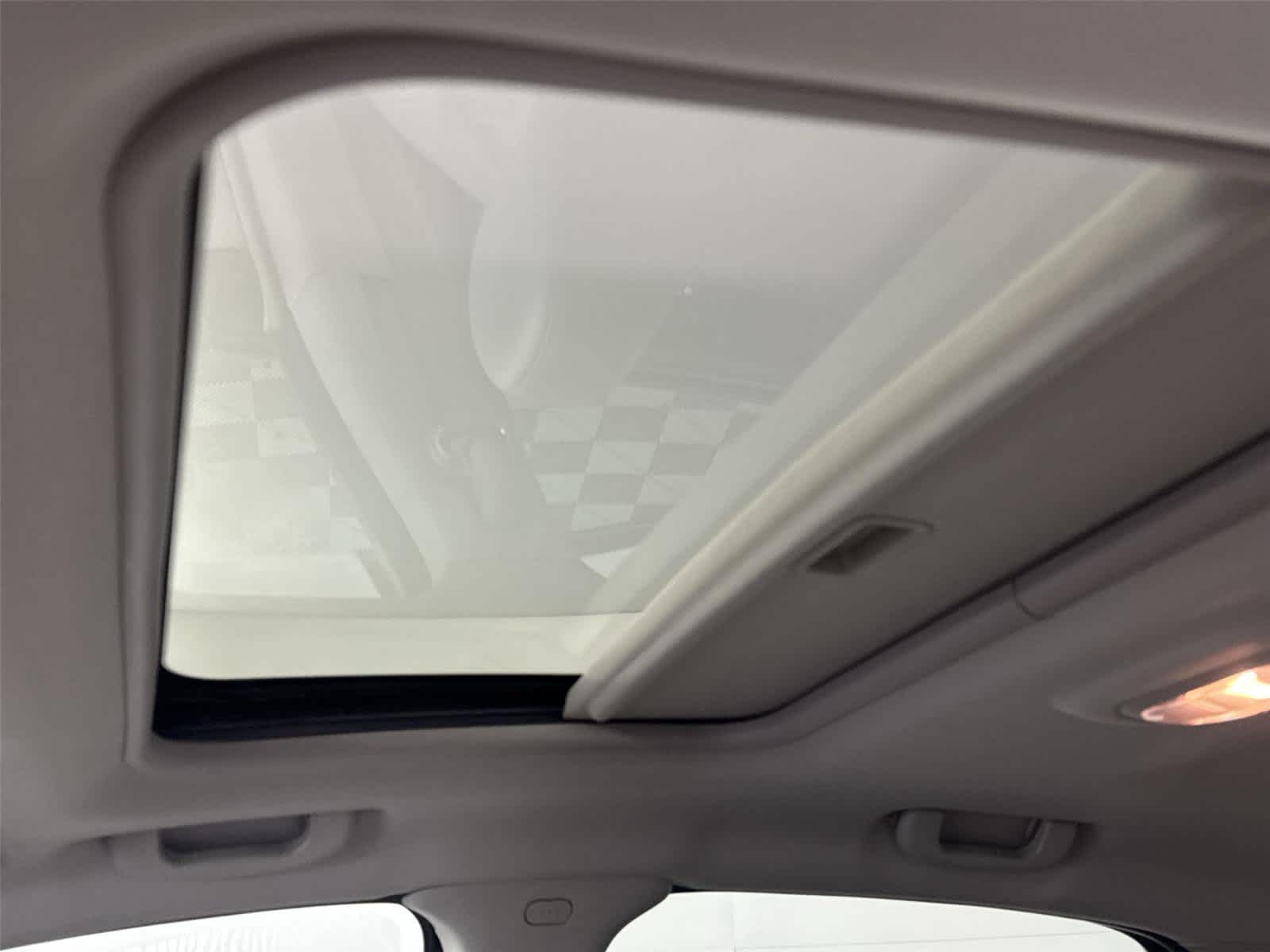 Thumbnail: 2012 Chevrolet Impala - 13