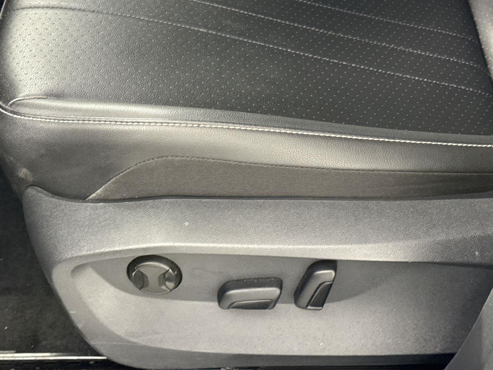 Thumbnail: 2024 Volkswagen Tiguan - 12