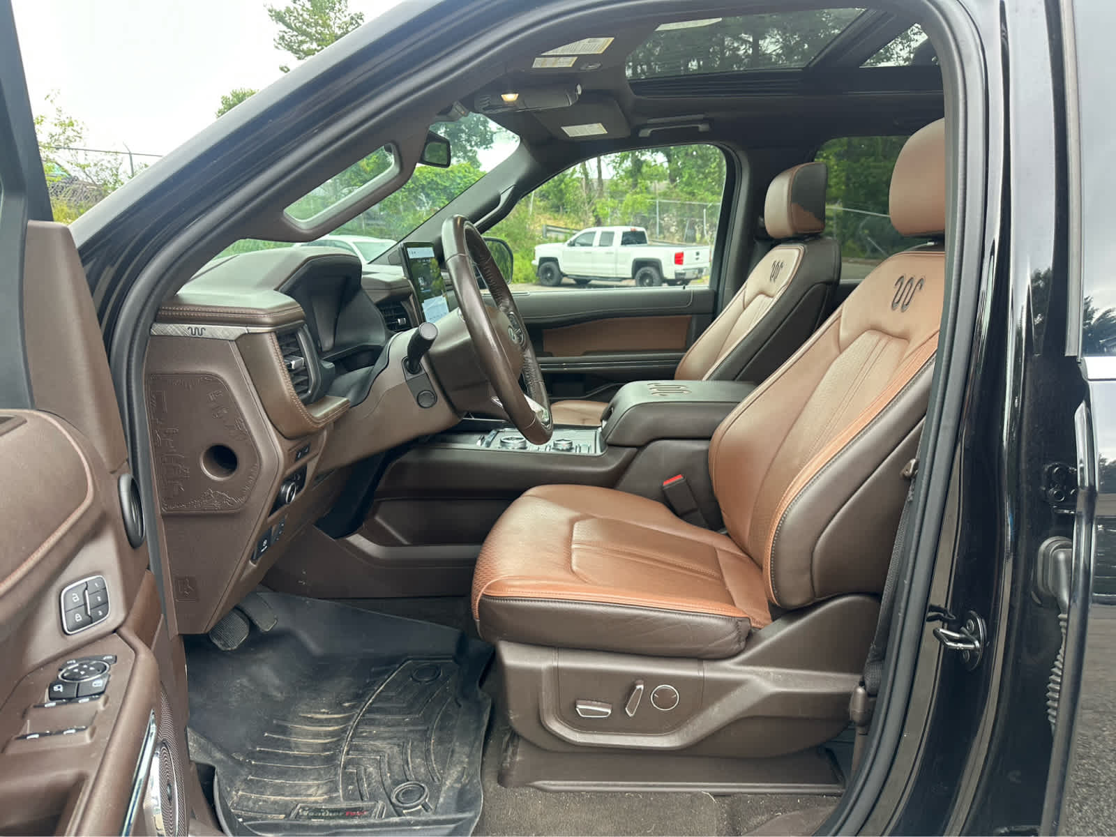 Thumbnail: 2023 Ford Expedition MAX - 9