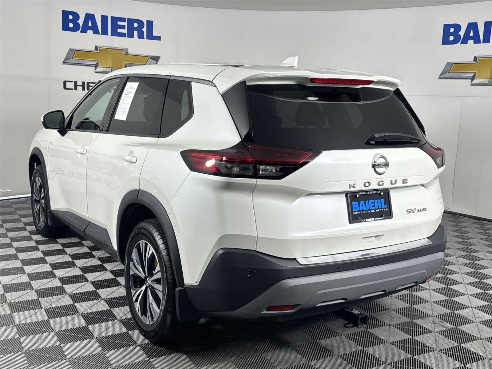 Thumbnail: 2021 Nissan Rogue - 3