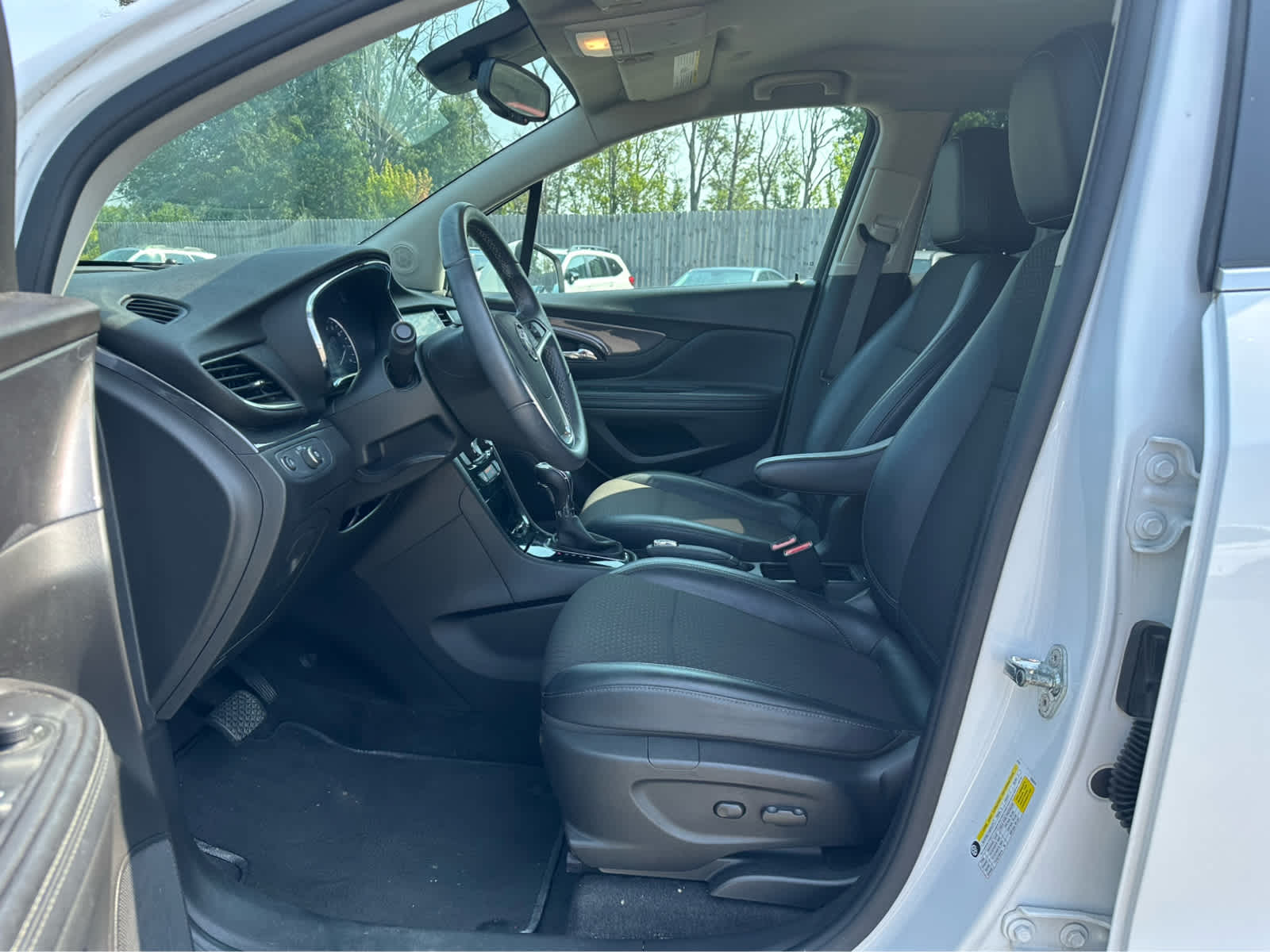Thumbnail: 2020 Buick Encore - 9