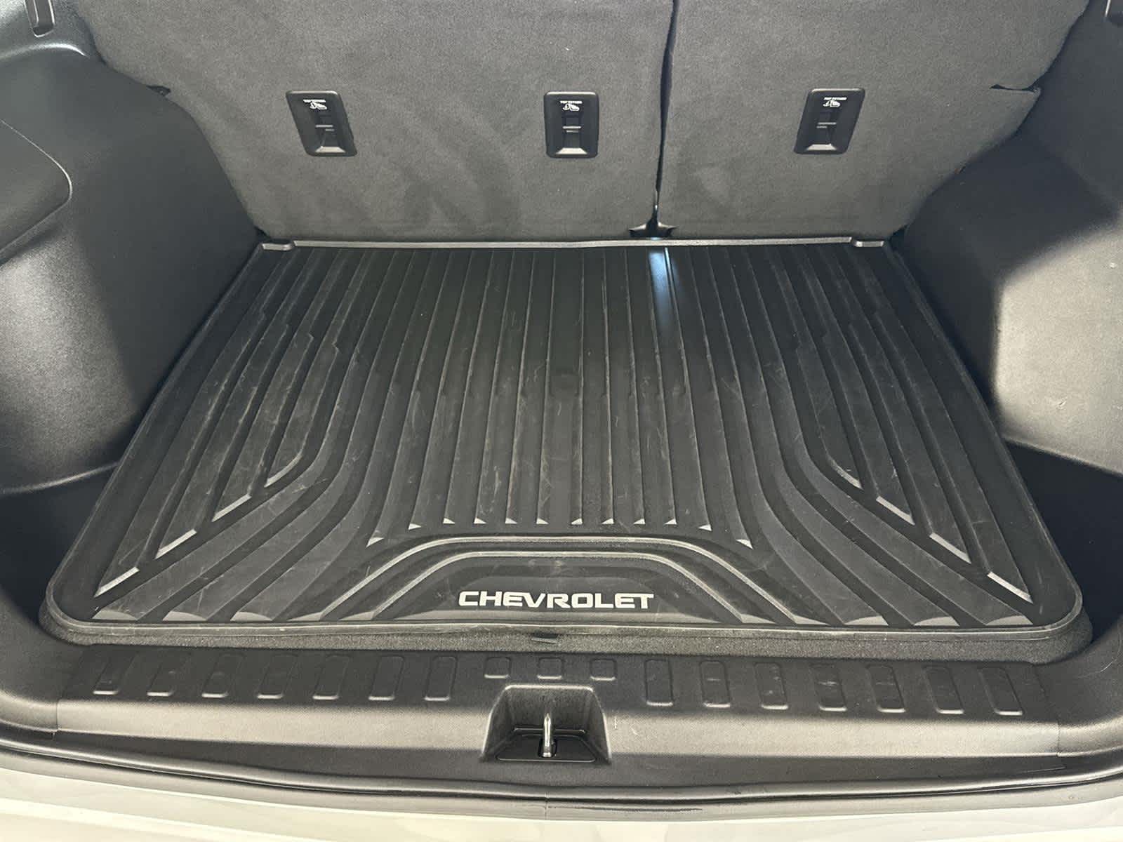 Thumbnail: 2019 Chevrolet Equinox - 16