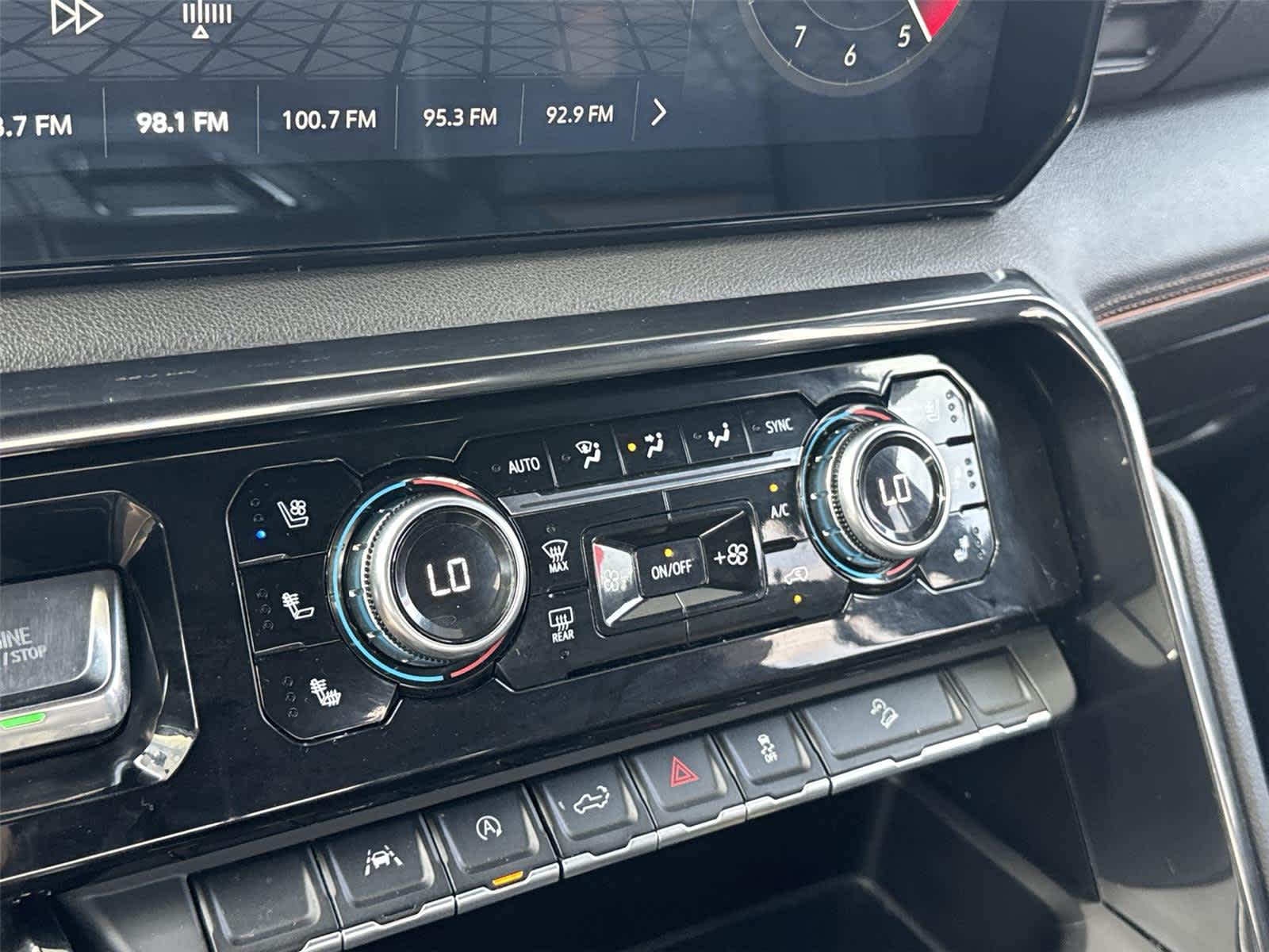 Thumbnail: 2022 GMC Sierra 1500 - 20