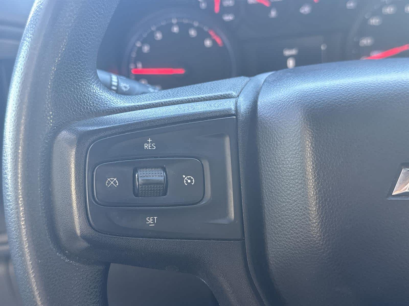 Thumbnail: 2021 Chevrolet Silverado 1500 - 23