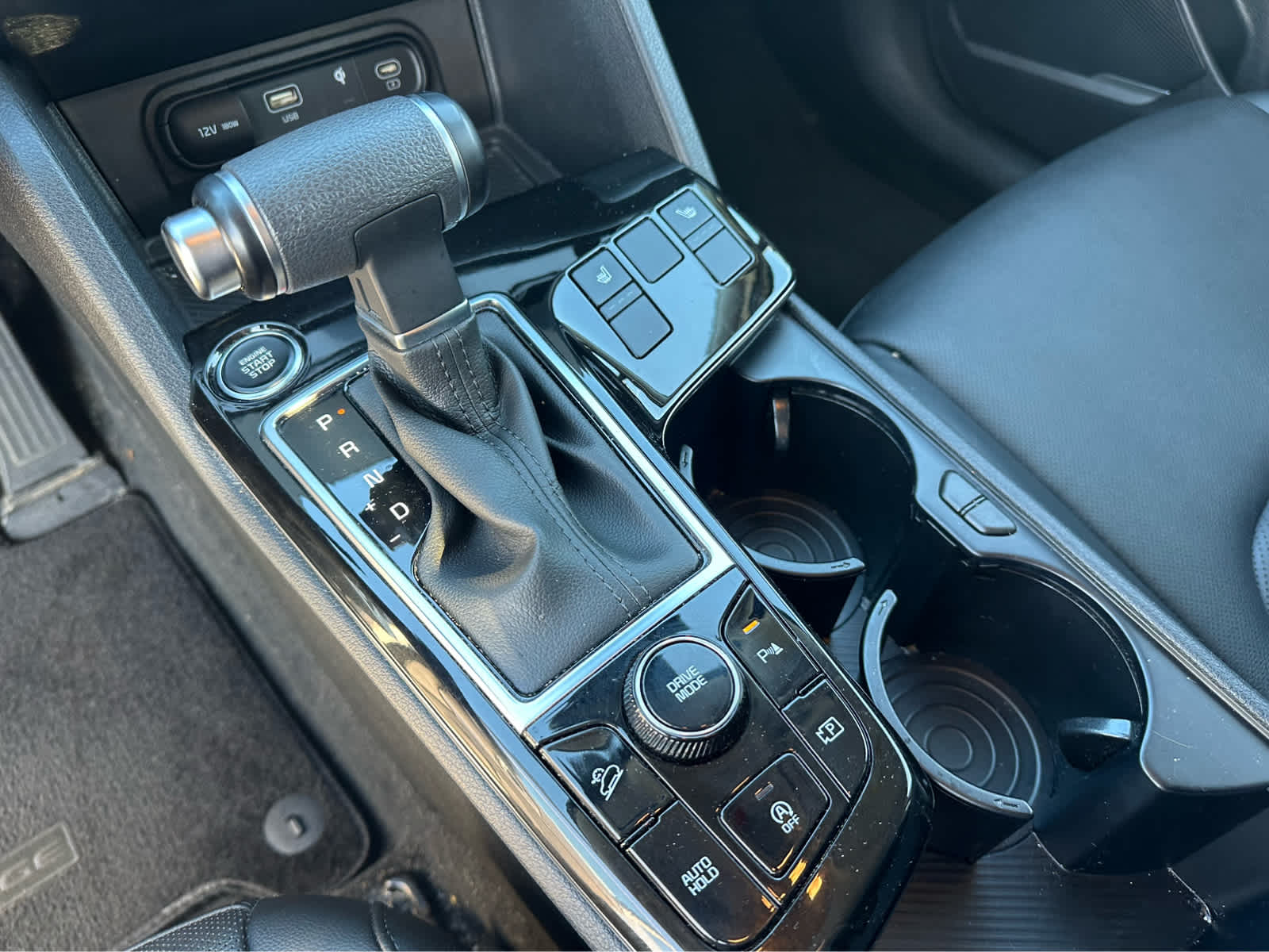 Thumbnail: 2023 Kia Sportage - 12
