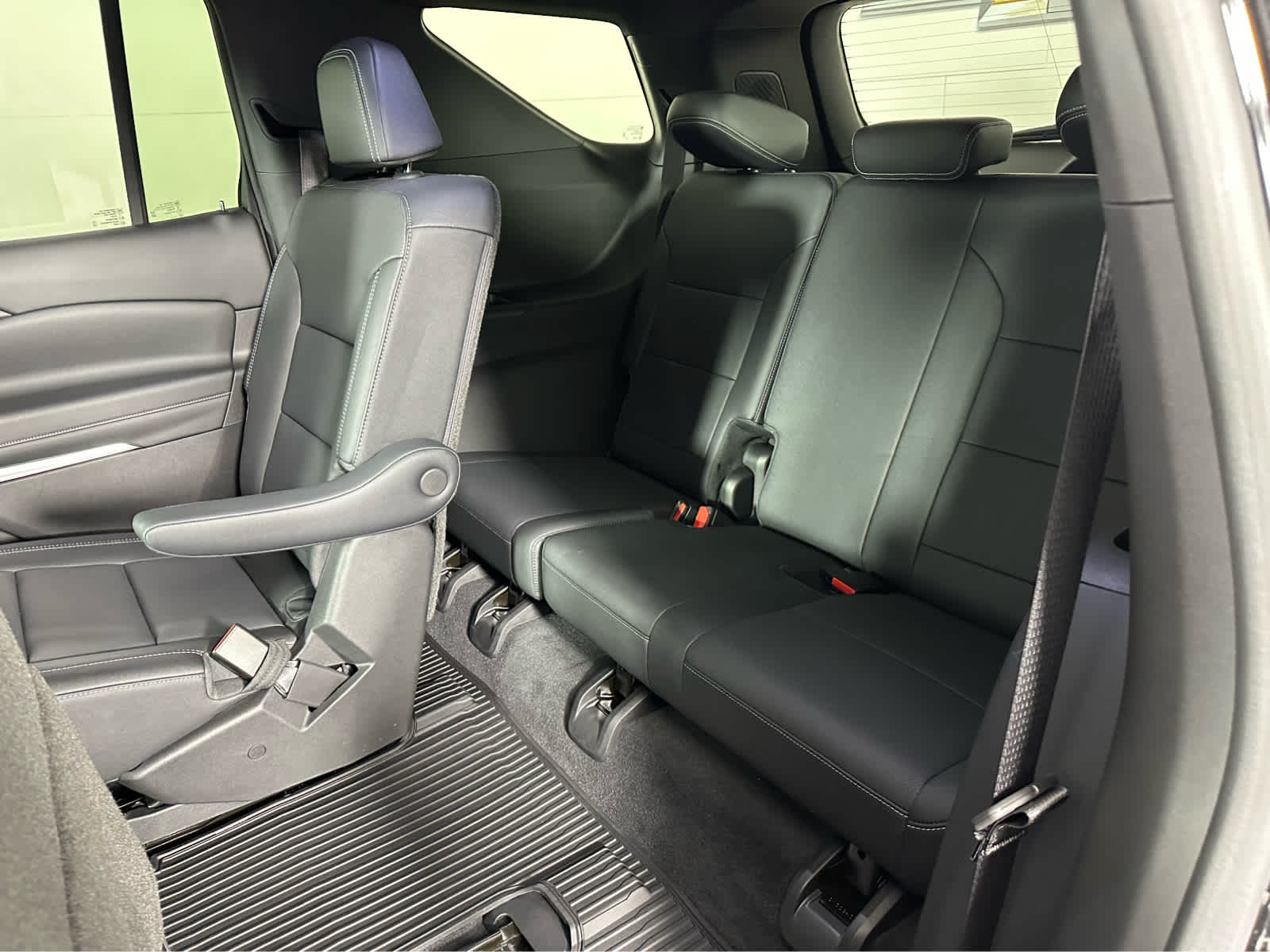 Thumbnail: 2024 Chevrolet Traverse - 23