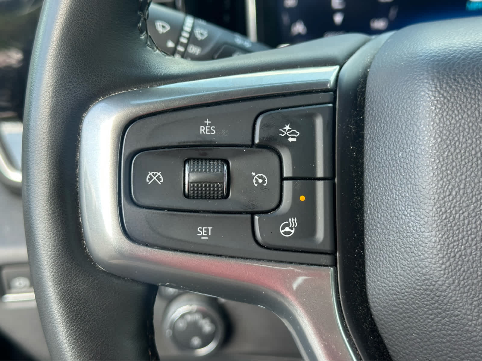 Thumbnail: 2024 Chevrolet Silverado 1500 - 16