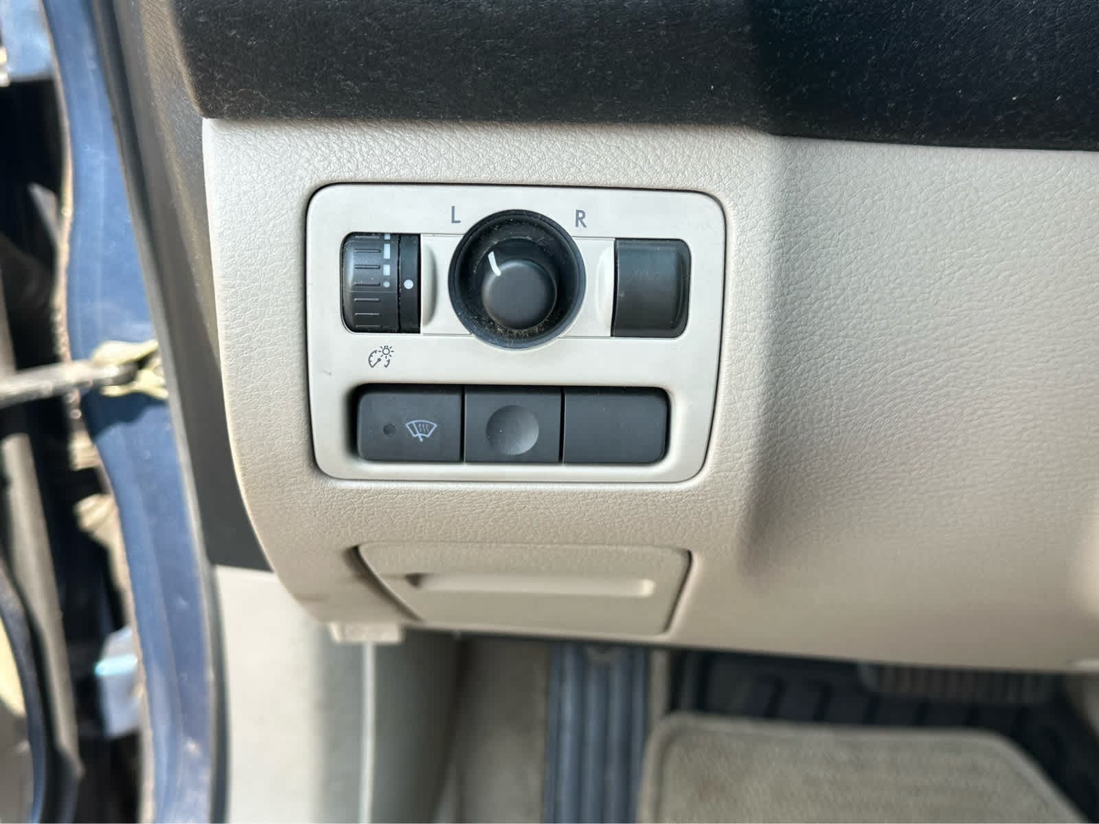 Thumbnail: 2007 Subaru Outback - 16