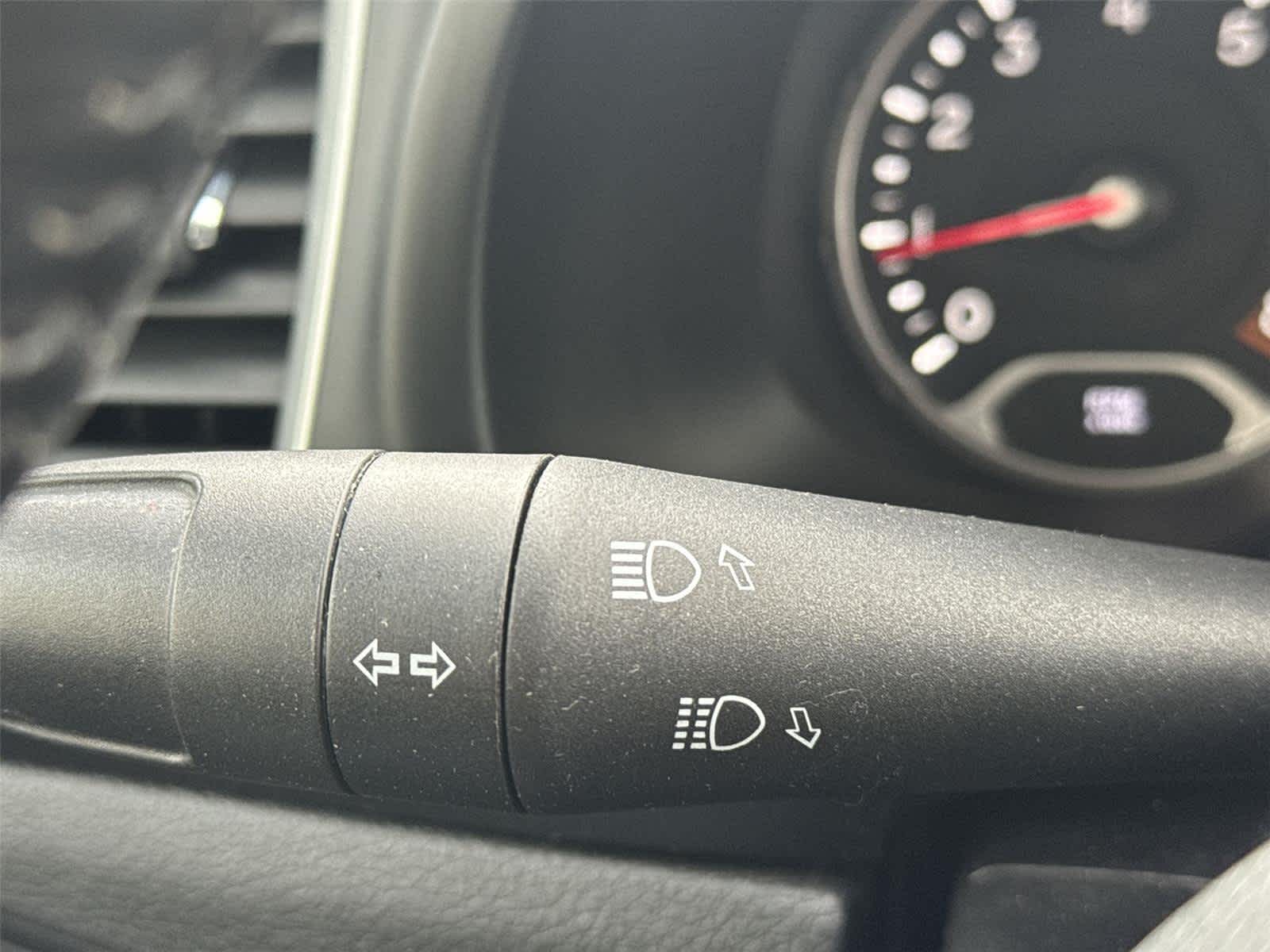 Thumbnail: 2020 Jeep Renegade - 27