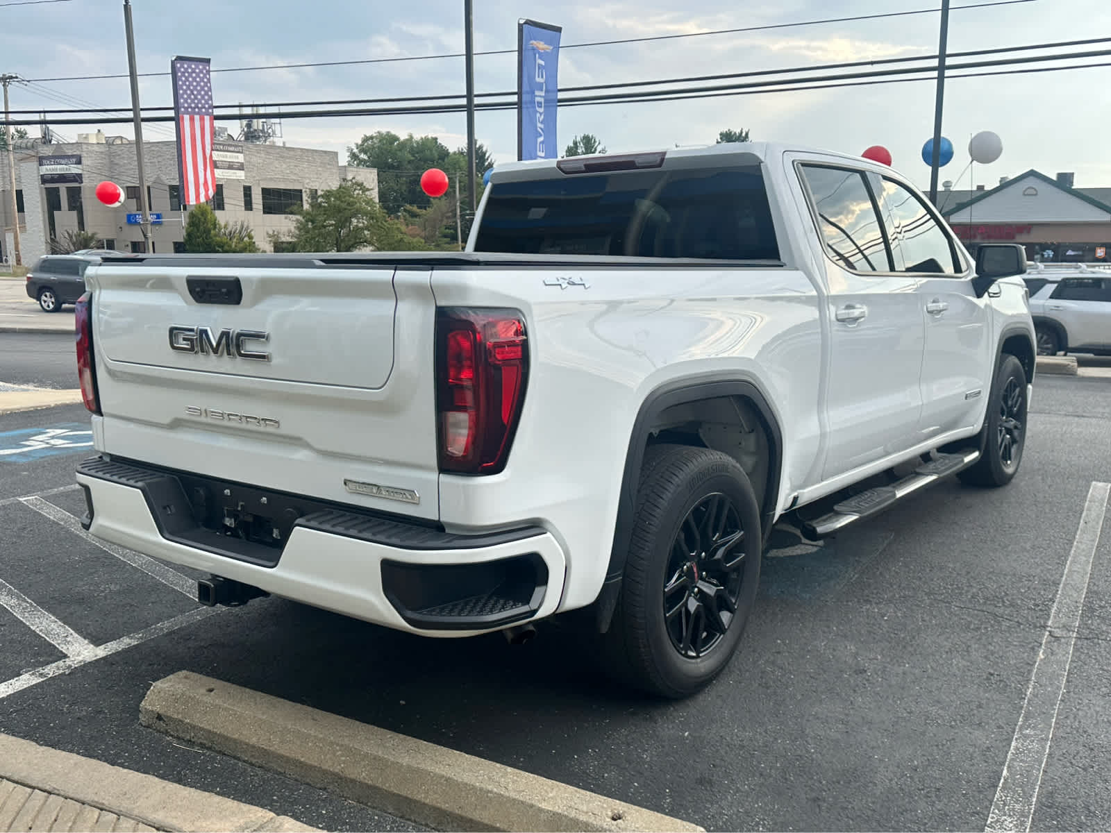 Thumbnail: 2024 GMC Sierra 1500 - 7