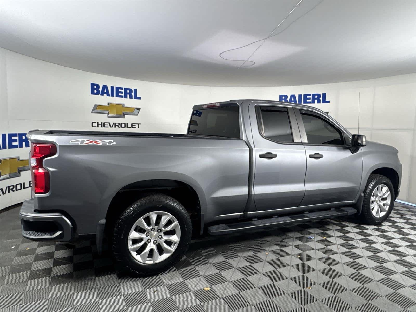 Thumbnail: 2020 Chevrolet Silverado 1500 - 6