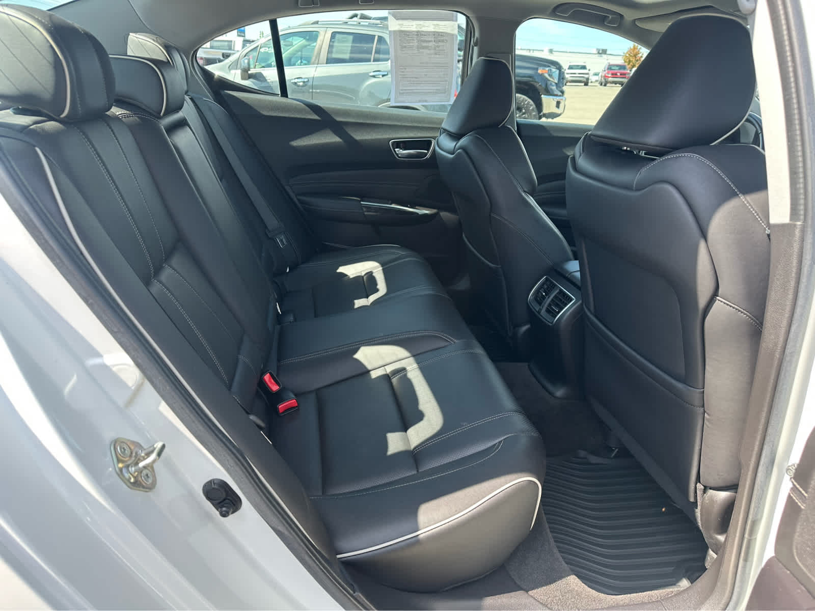 Thumbnail: 2019 Acura TLX - 20