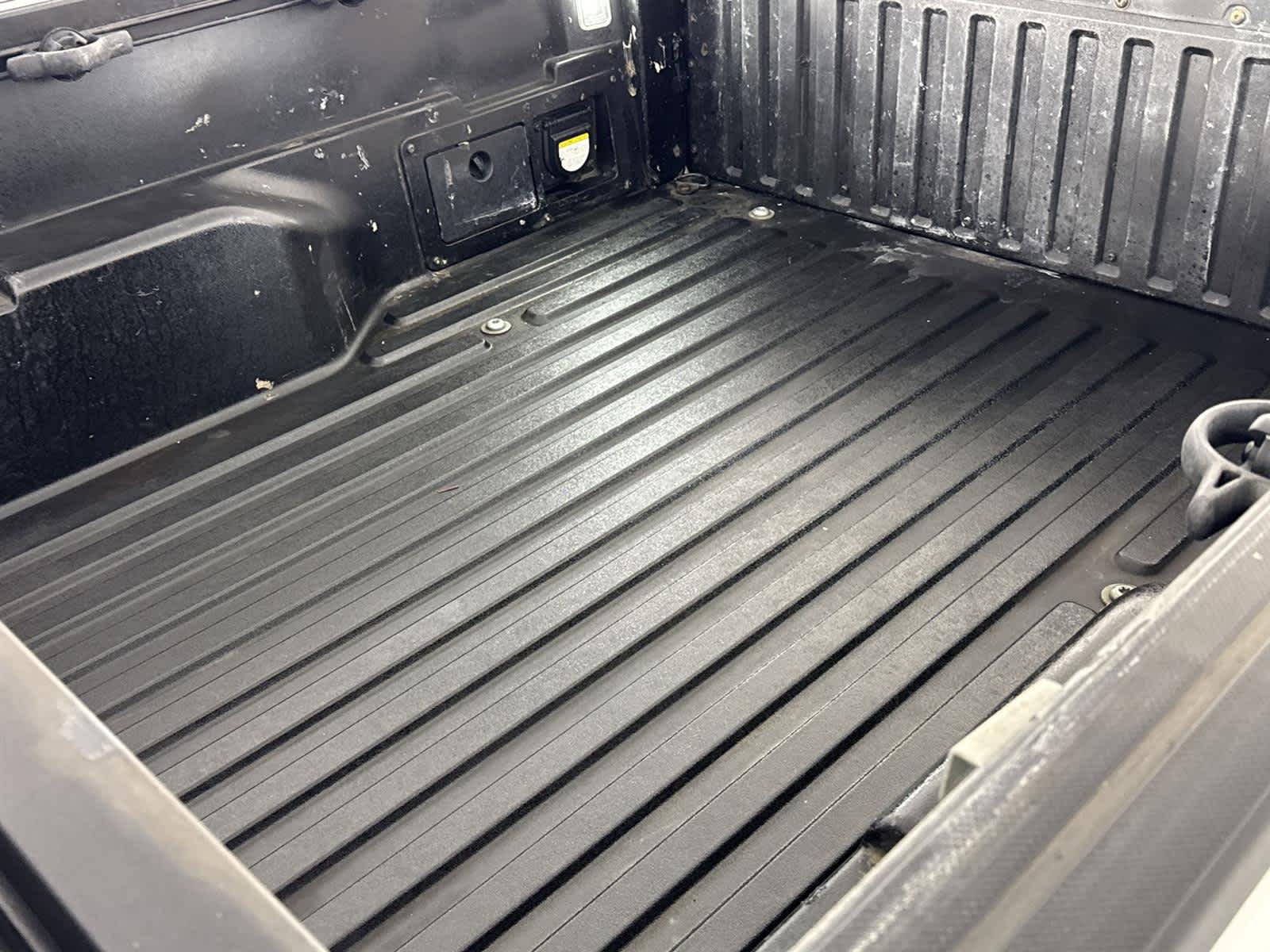 Thumbnail: 2020 Toyota Tacoma - 15