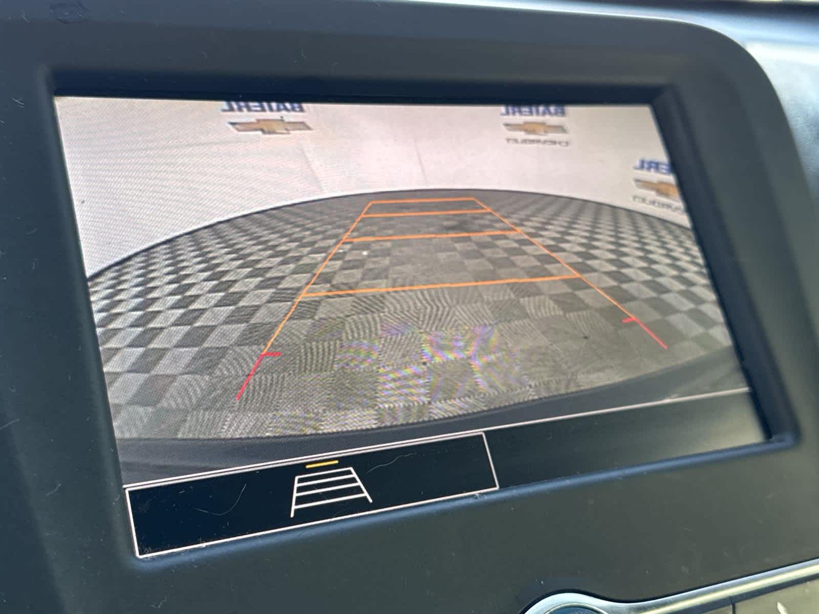 Thumbnail: 2022 Chevrolet Equinox - 18