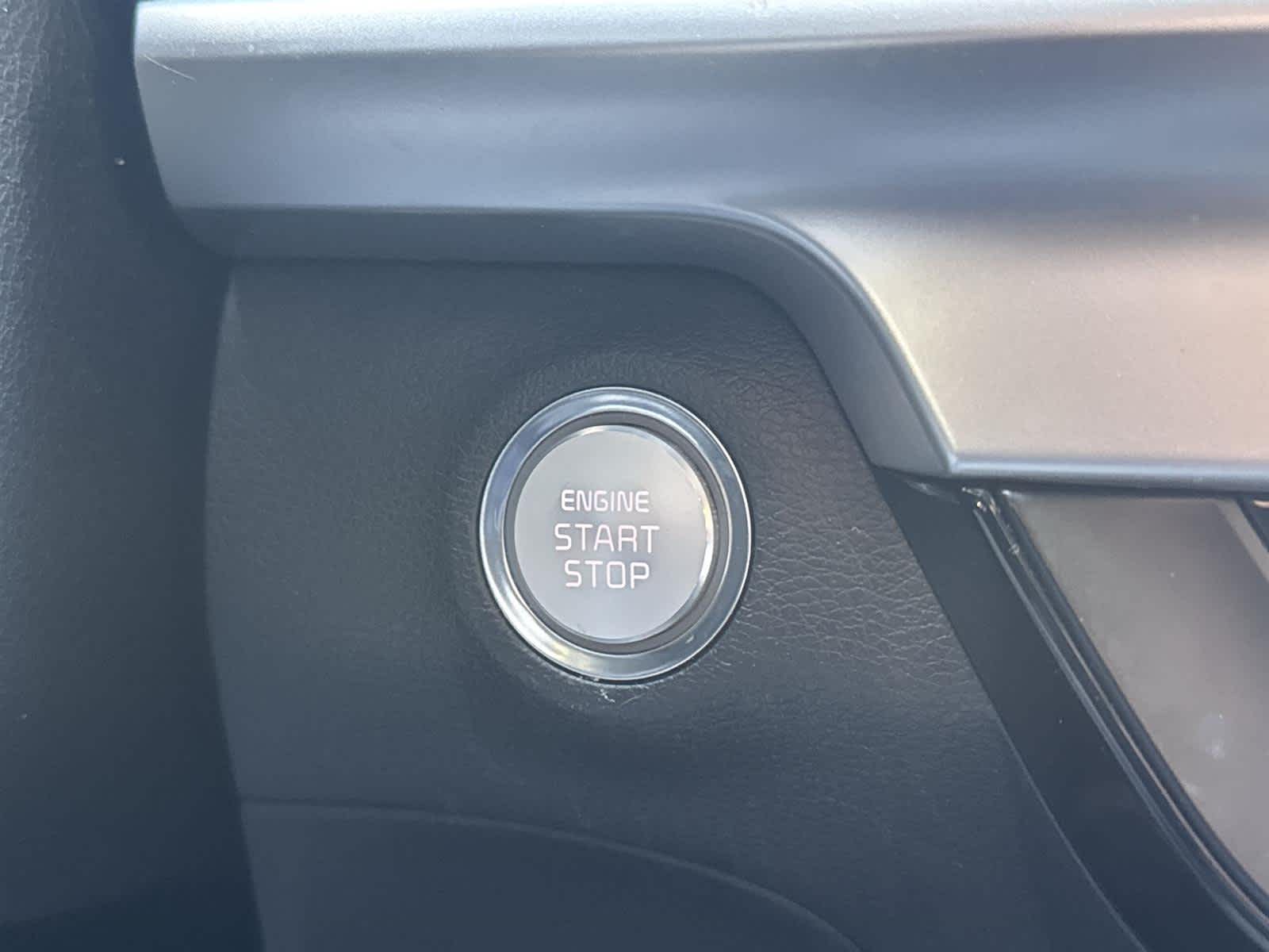 Thumbnail: 2021 Kia Telluride - 27