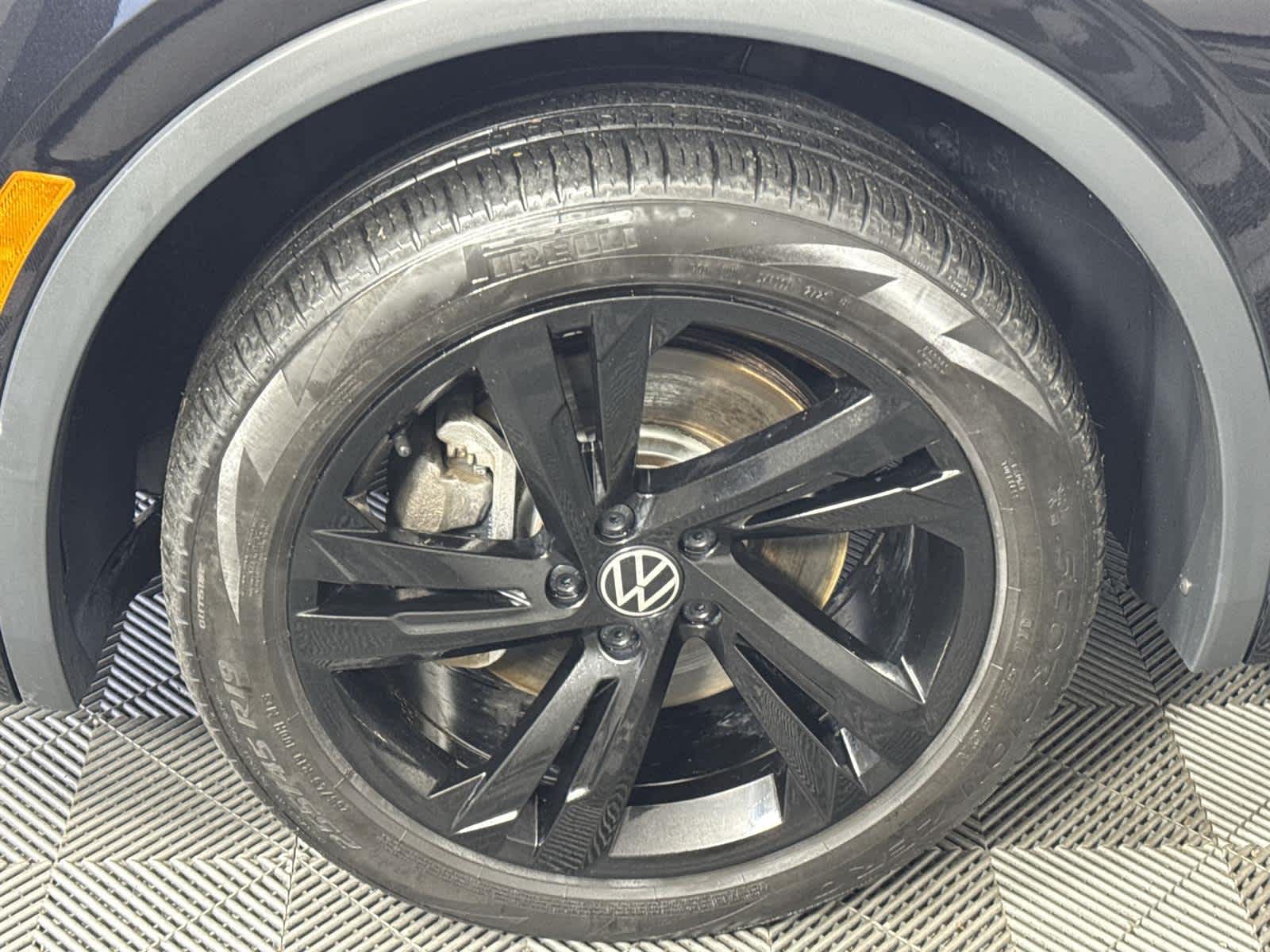 Thumbnail: 2024 Volkswagen Tiguan - 10