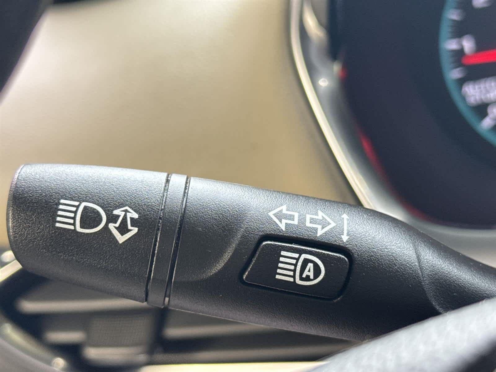 Thumbnail: 2024 Chevrolet Traverse - 27