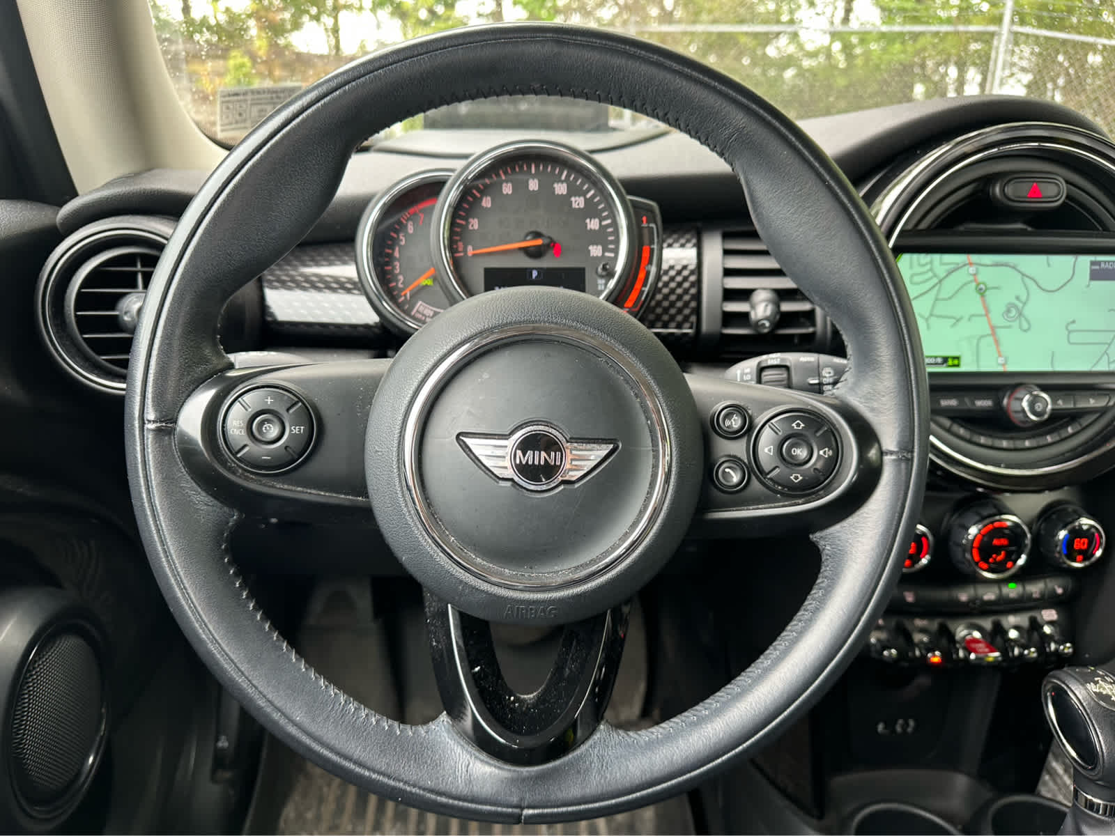 Thumbnail: 2018 MINI Cooper Hardtop - 11
