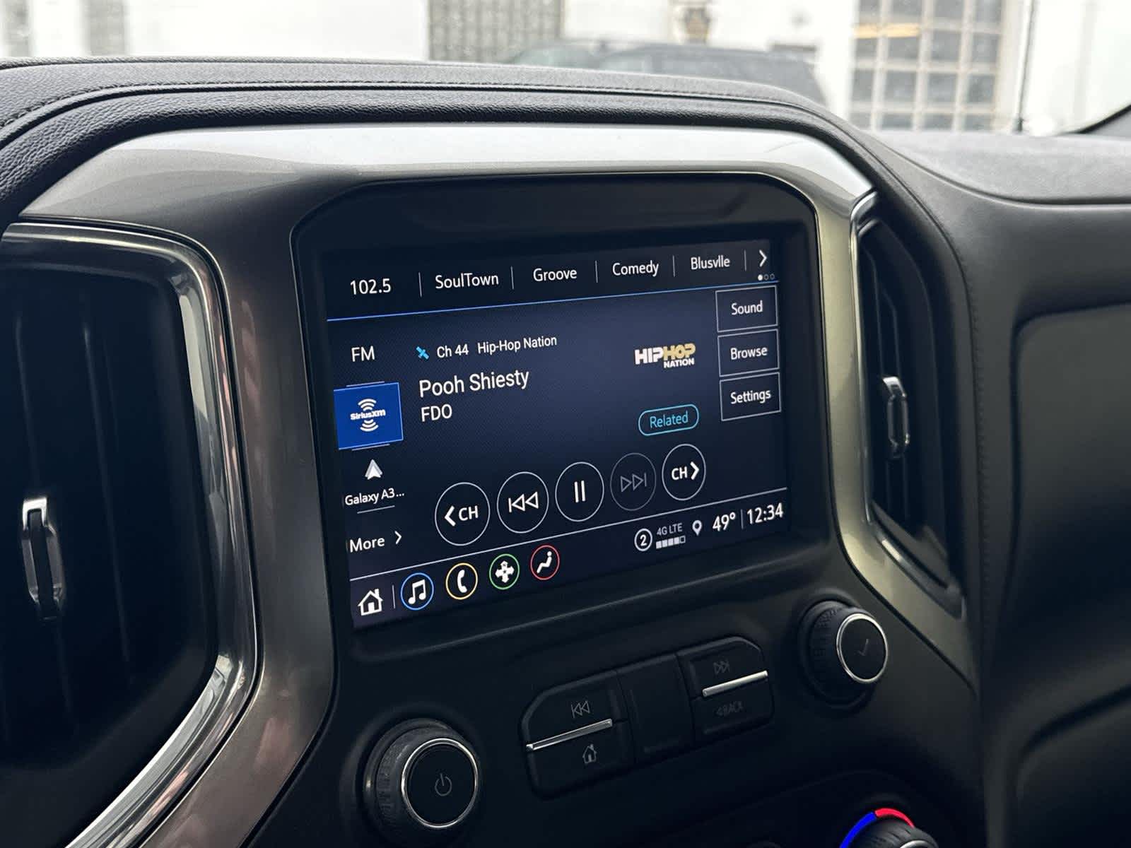 Thumbnail: 2022 Chevrolet Silverado 1500 - 17