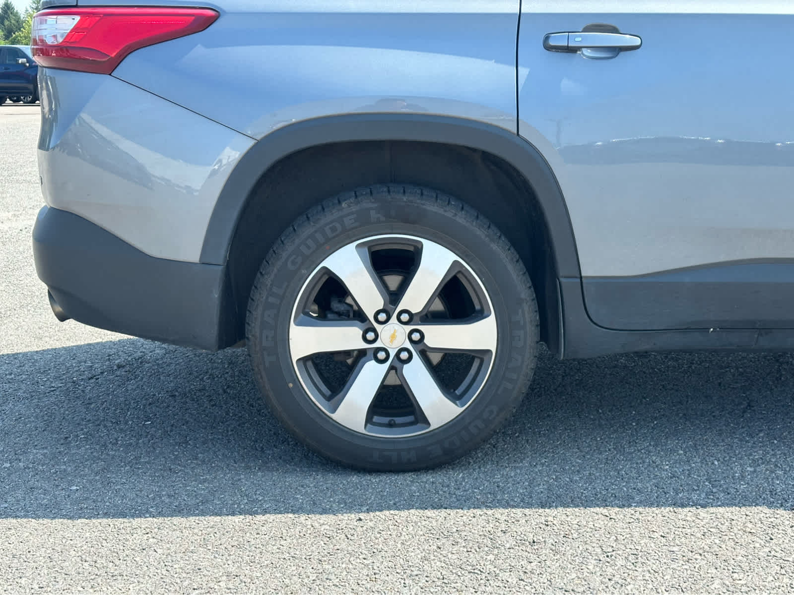 Thumbnail: 2019 Chevrolet Traverse - 23
