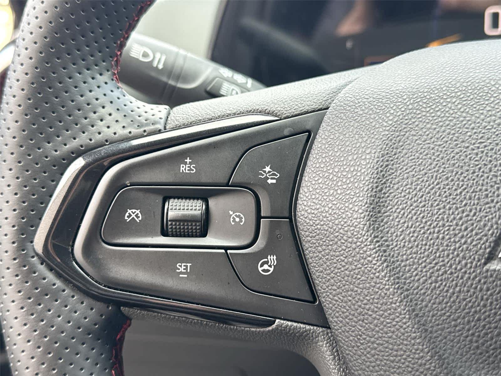 Thumbnail: 2024 Chevrolet Trax - 25