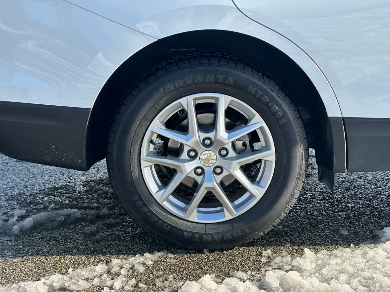 Thumbnail: 2022 Chevrolet Equinox - 24