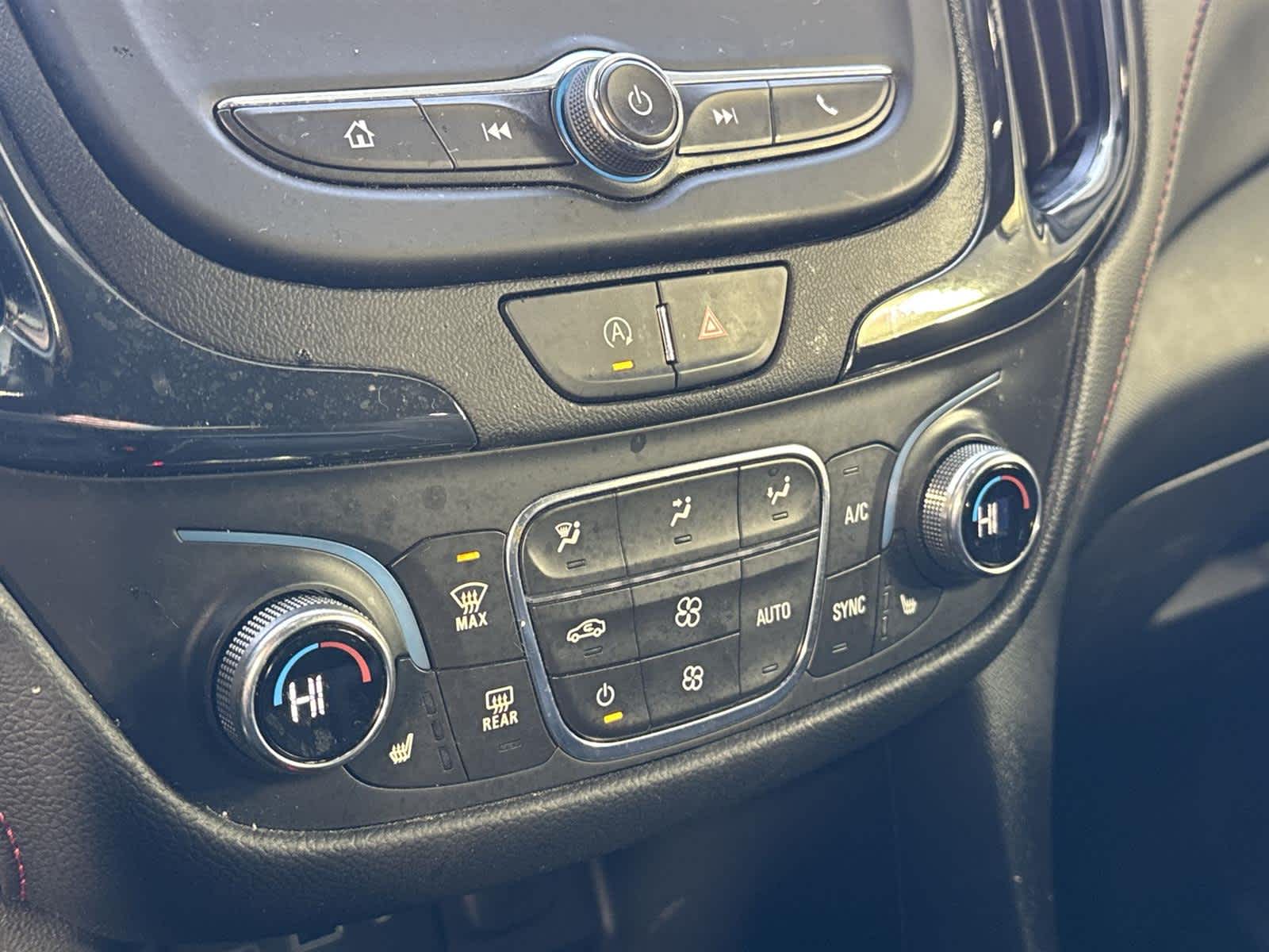 Thumbnail: 2022 Chevrolet Equinox - 19