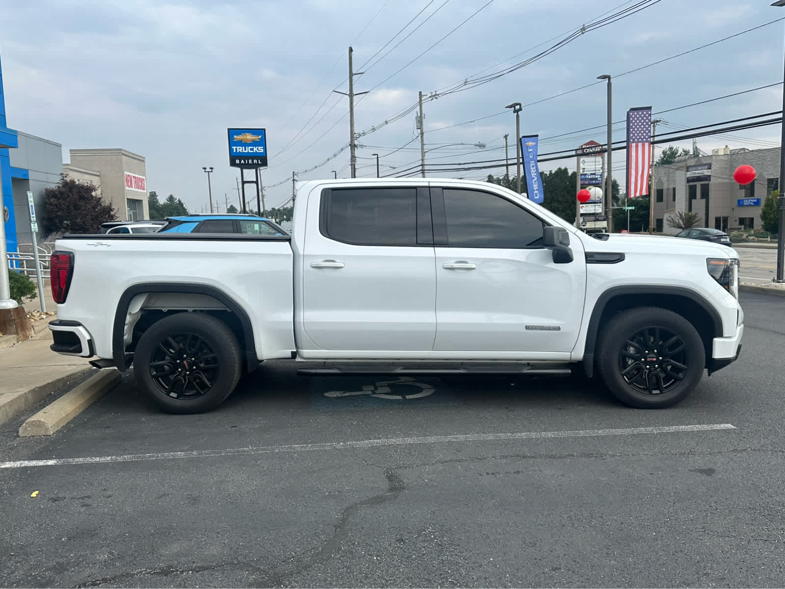 Thumbnail: 2024 GMC Sierra 1500 - 8