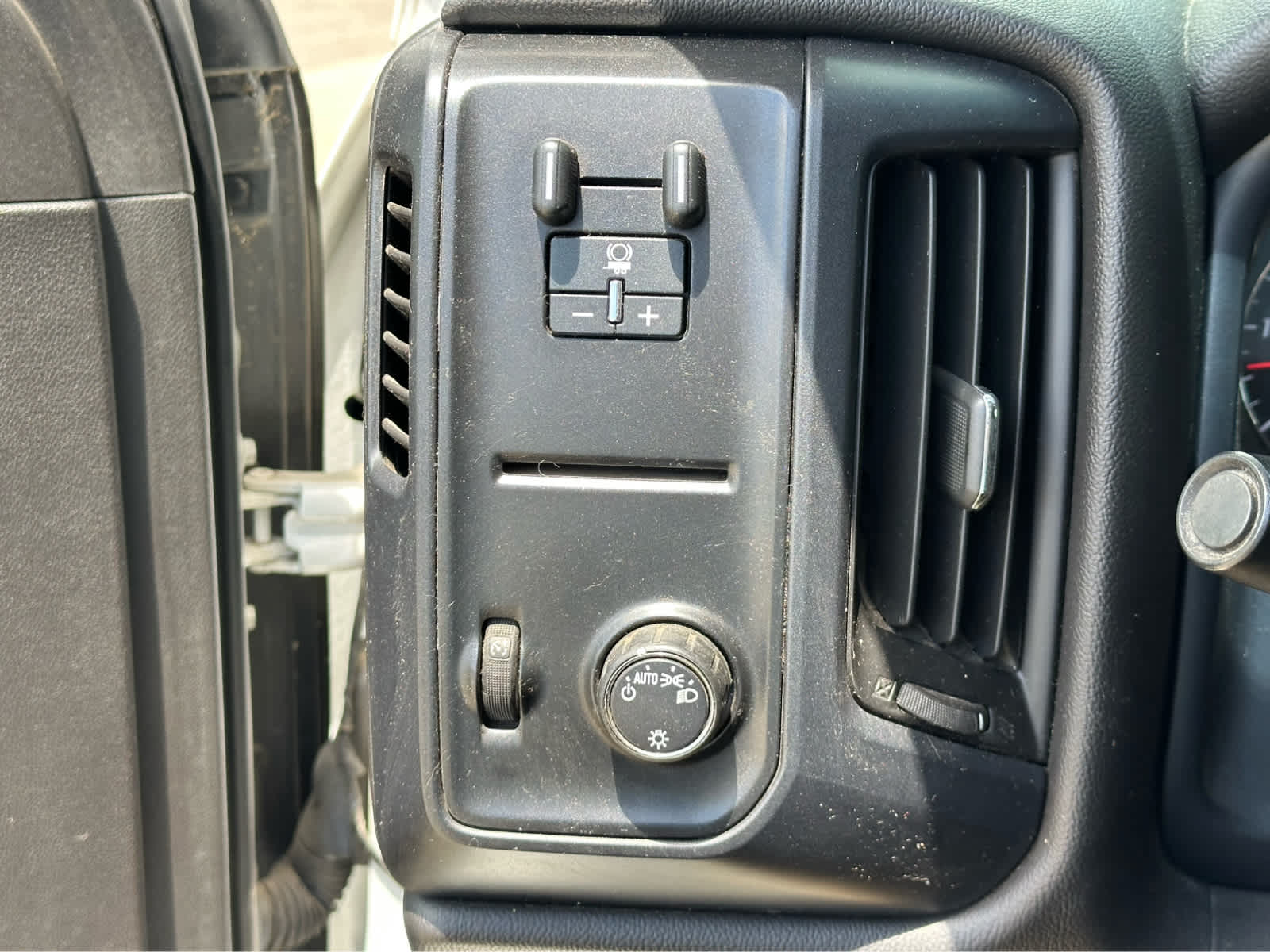 Thumbnail: 2016 GMC Sierra 2500 - 17