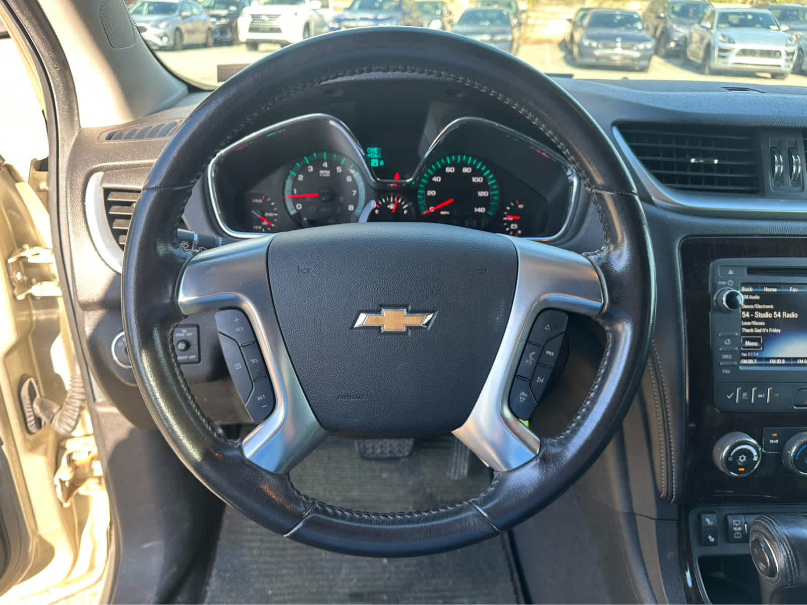 Thumbnail: 2016 Chevrolet Traverse - 12