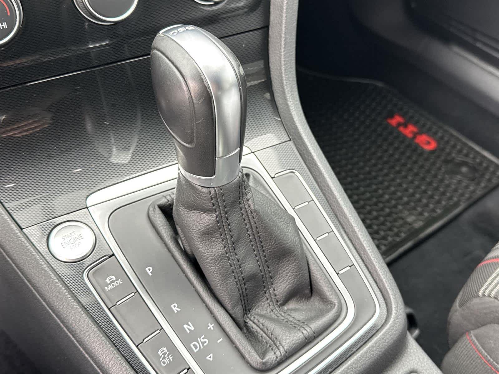 Thumbnail: 2017 Volkswagen Golf - 19