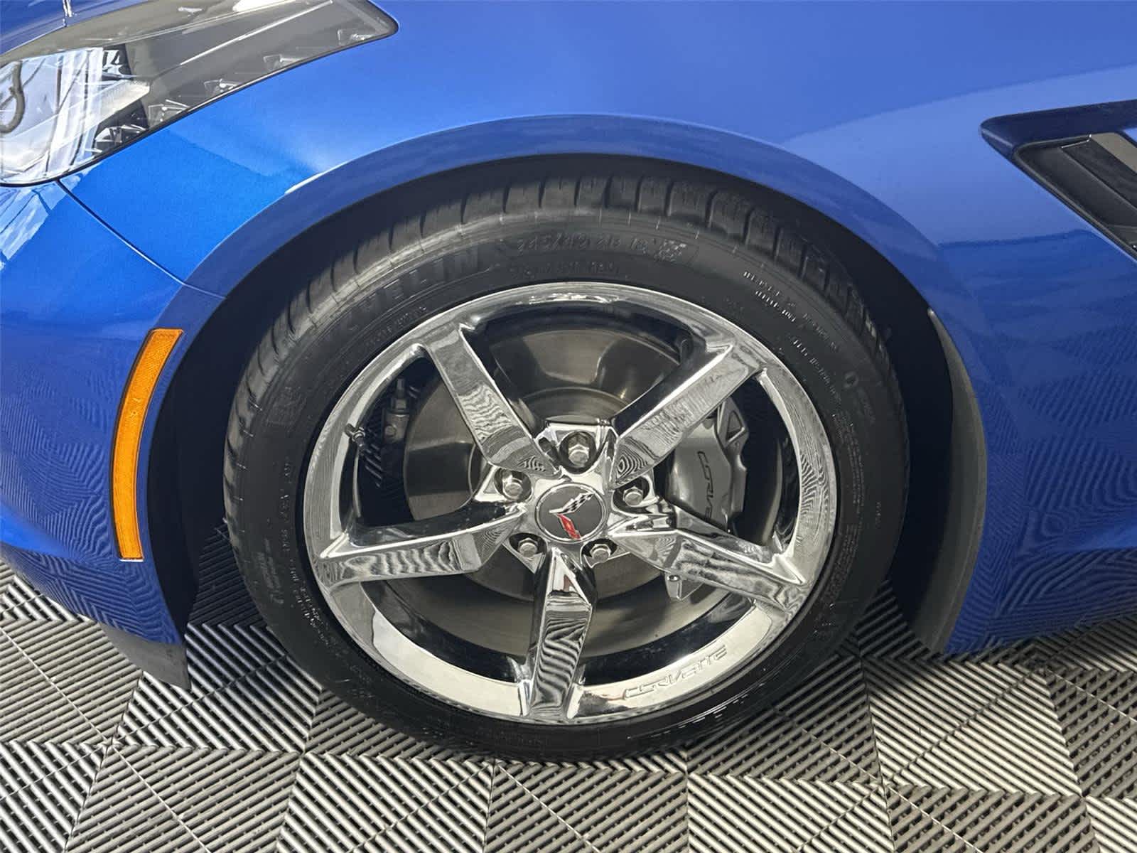 Thumbnail: 2014 Chevrolet Corvette - 10
