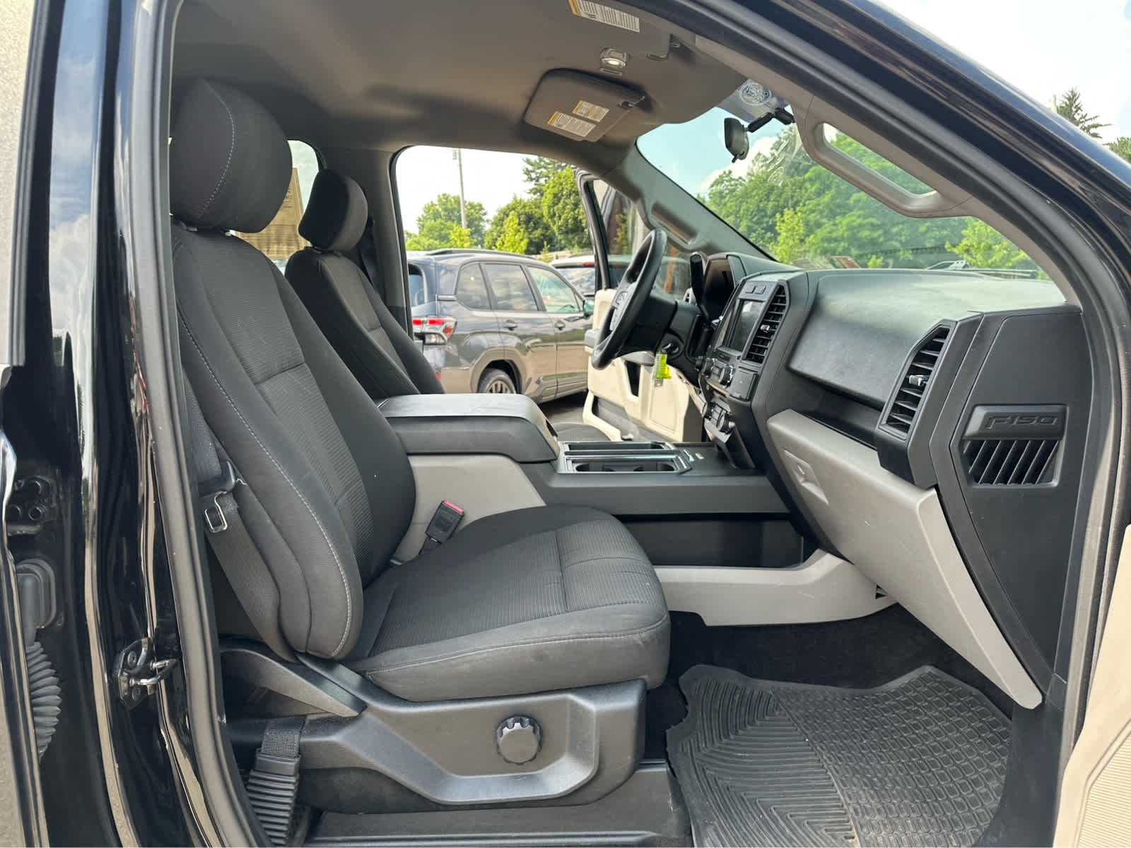 Thumbnail: 2018 Ford F-150 - 21