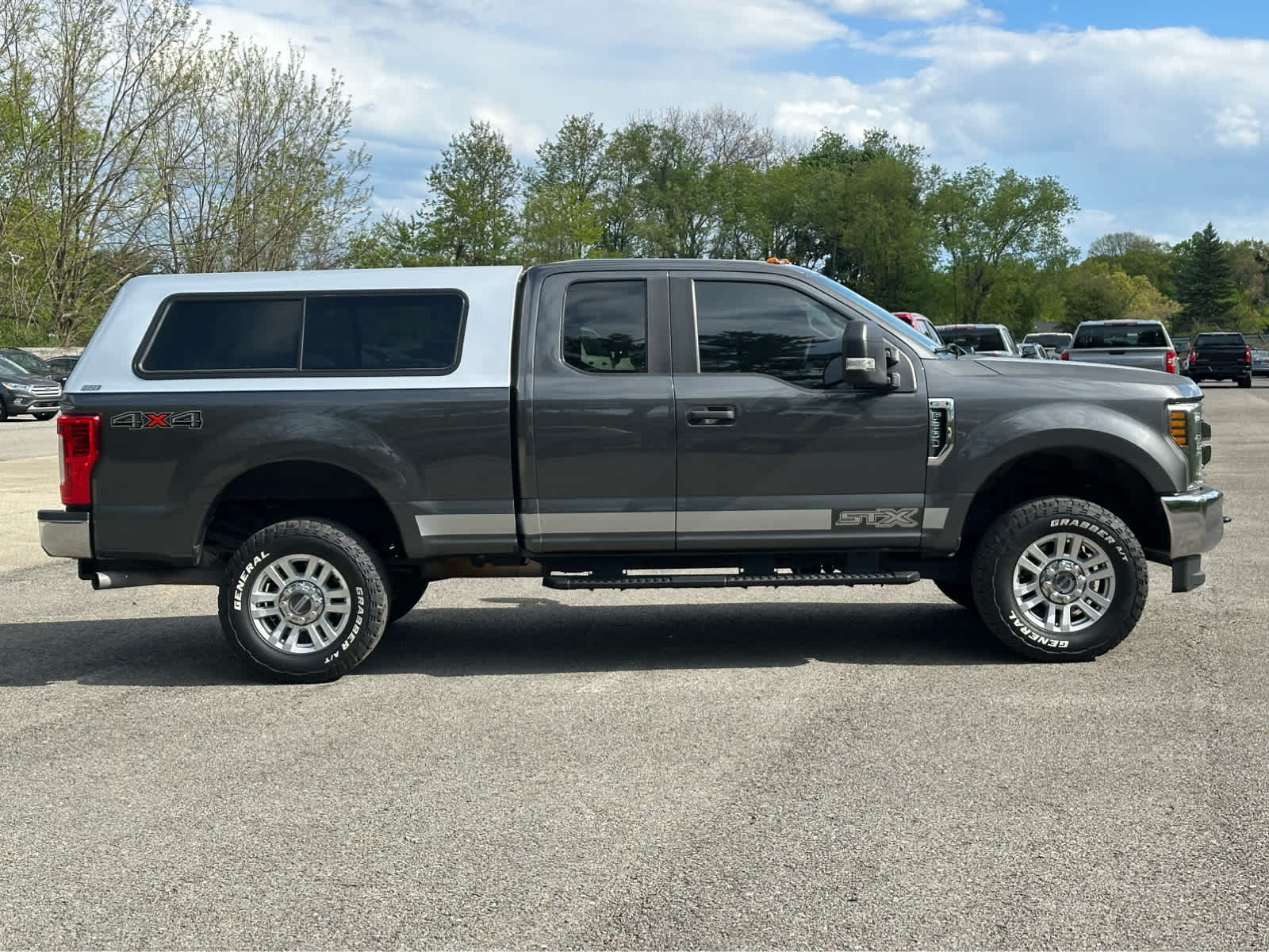 Thumbnail: 2019 Ford F-250 - 8