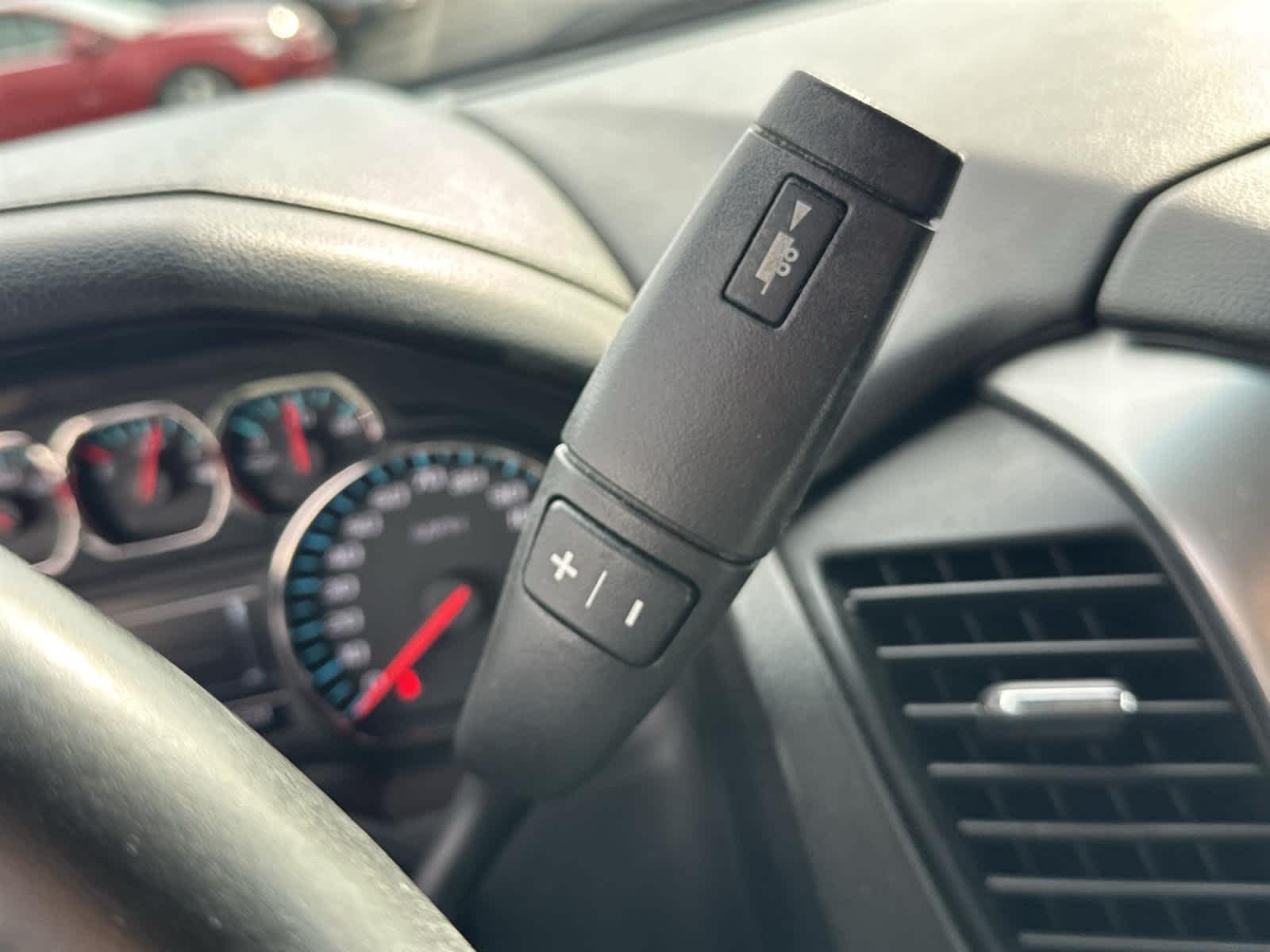 Thumbnail: 2016 Chevrolet Tahoe - 21