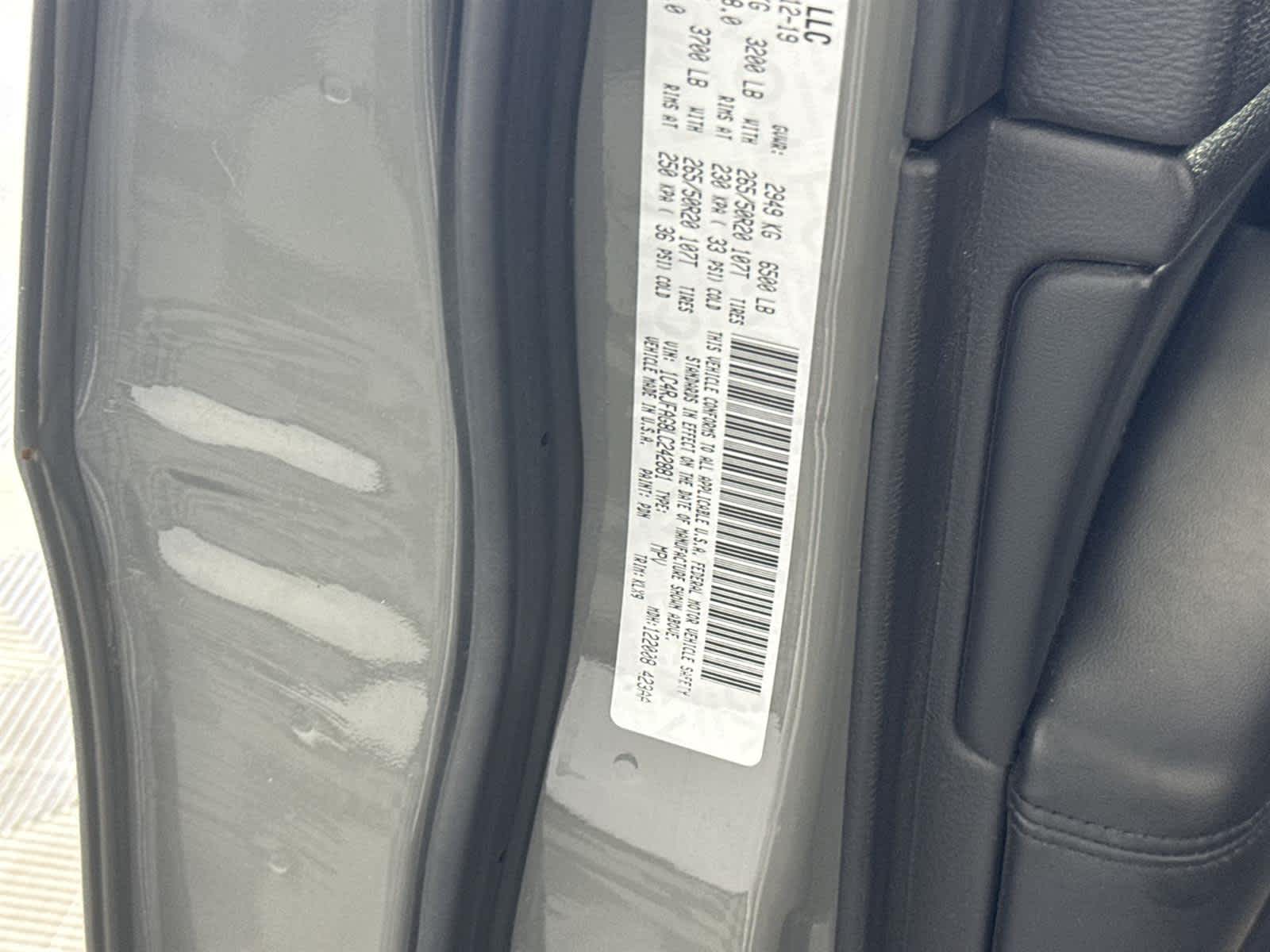 Thumbnail: 2020 Jeep Grand Cherokee - 31