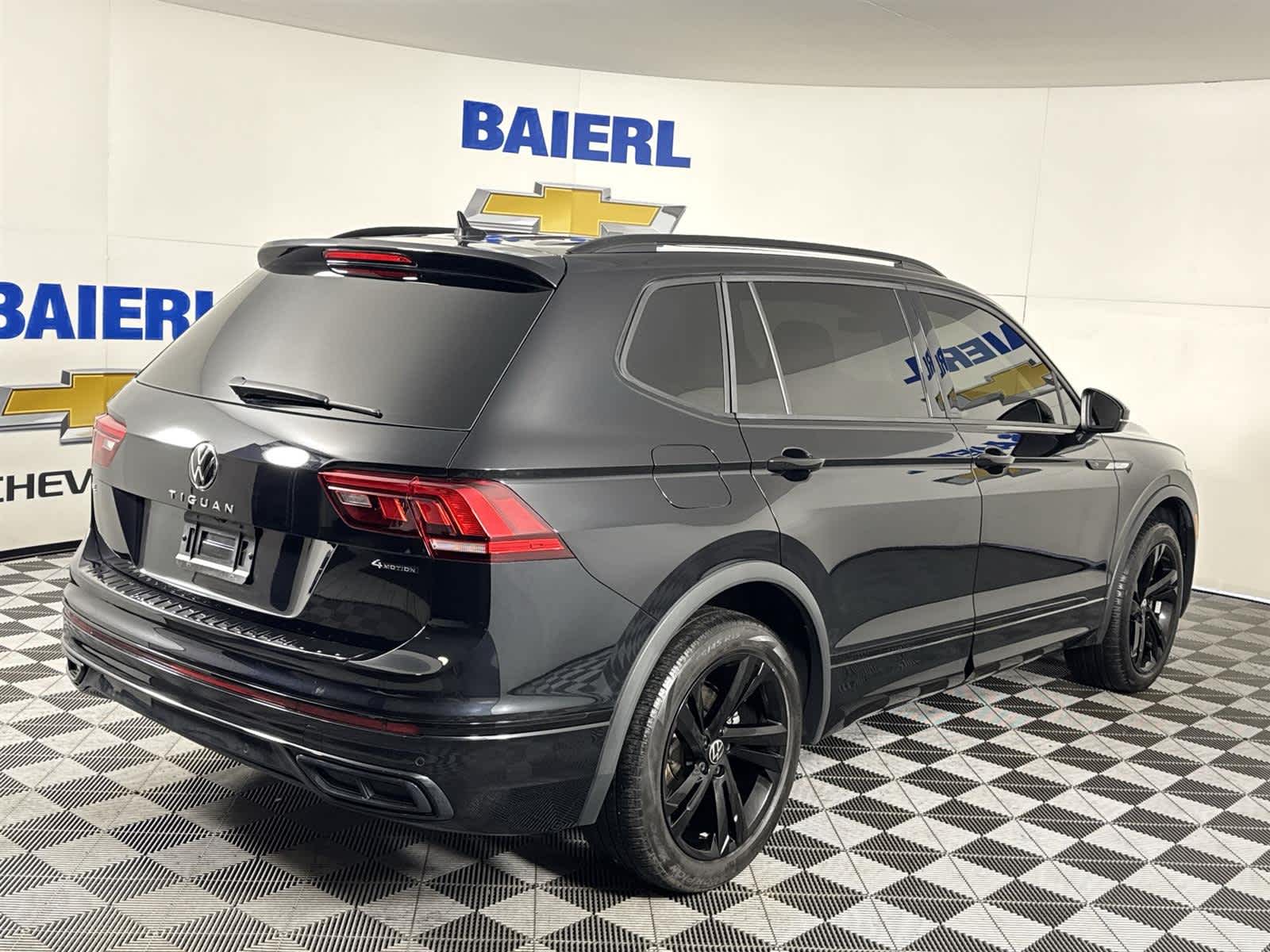 Thumbnail: 2024 Volkswagen Tiguan - 5