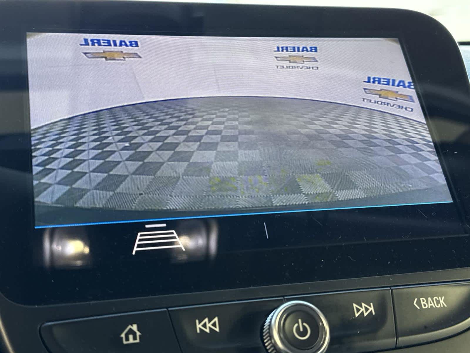 Thumbnail: 2020 Chevrolet Malibu - 17