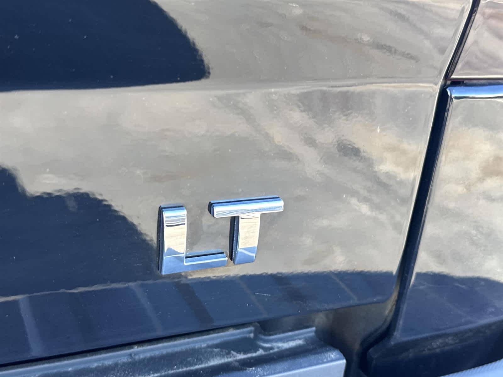 Thumbnail: 2017 Chevrolet Silverado 1500 - 11