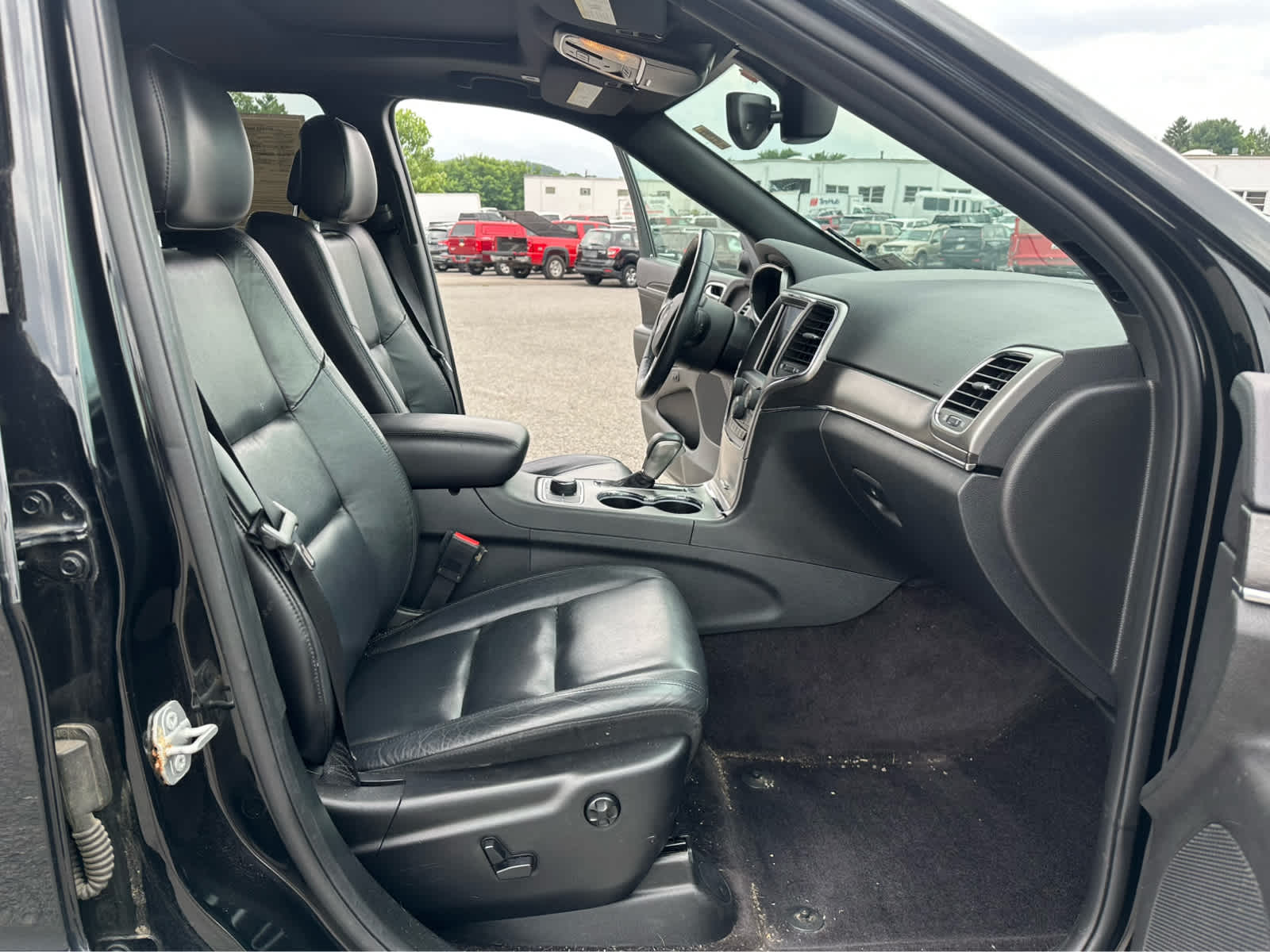 Thumbnail: 2018 Jeep Grand Cherokee - 21